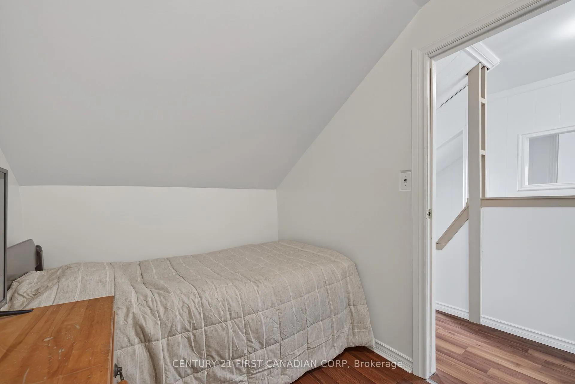 Photo 20 of 70 Jane Street, Chatham-Kent, Blenheim — HOMEH