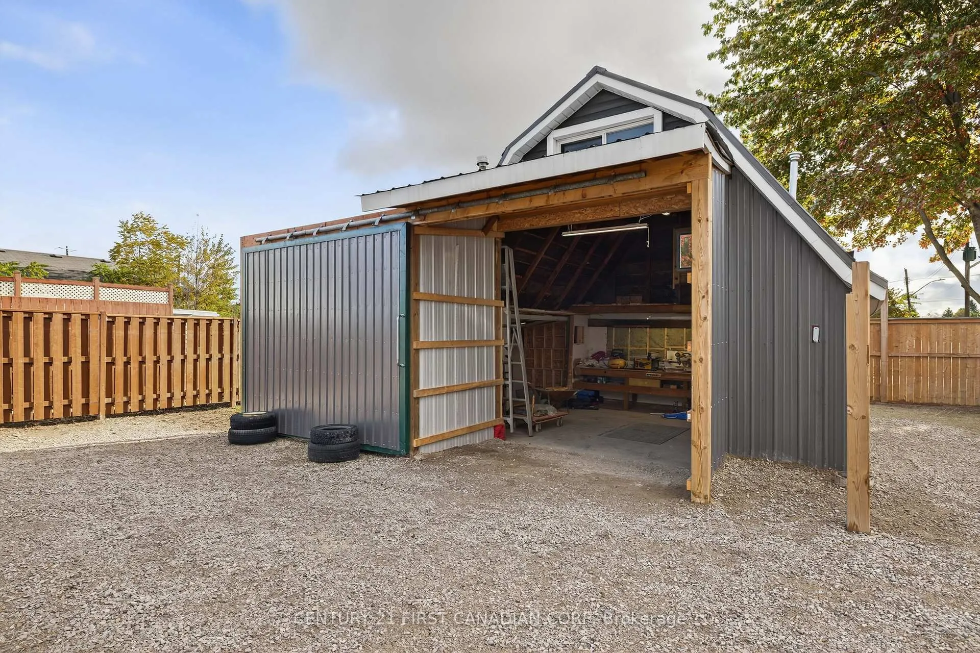 Photo 28 of 70 Jane Street, Chatham-Kent, Blenheim — HOMEH