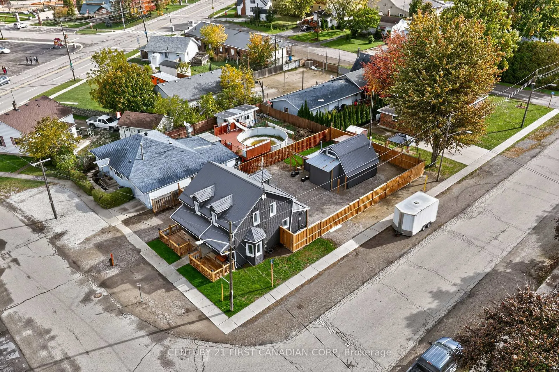 Photo 42 of 70 Jane Street, Chatham-Kent, Blenheim — HOMEH