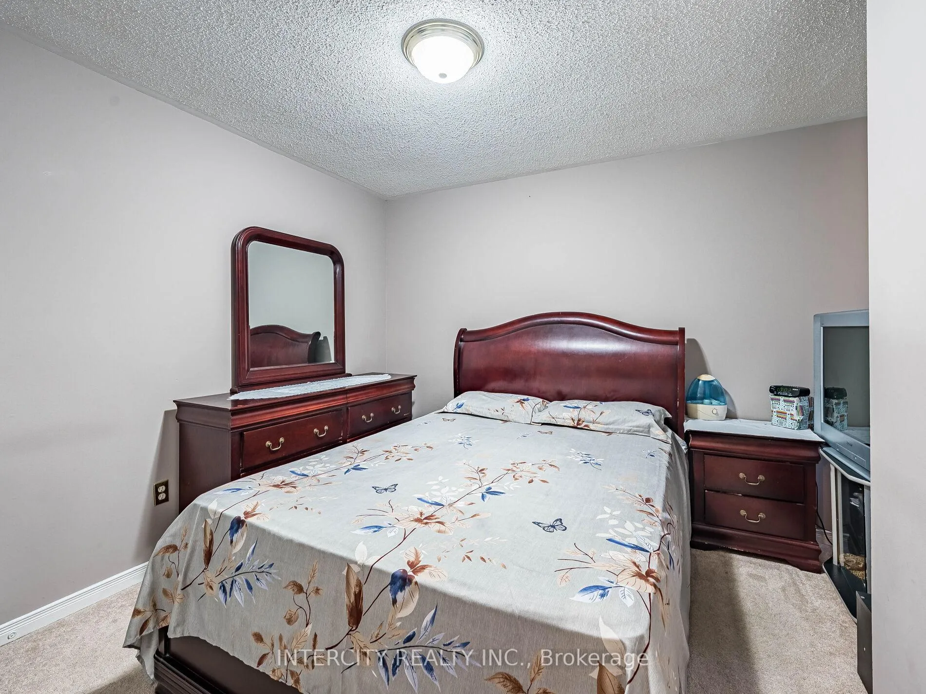 Photo 32 of 8 Wedgewood Place, Vaughan, Concord — HOMEH