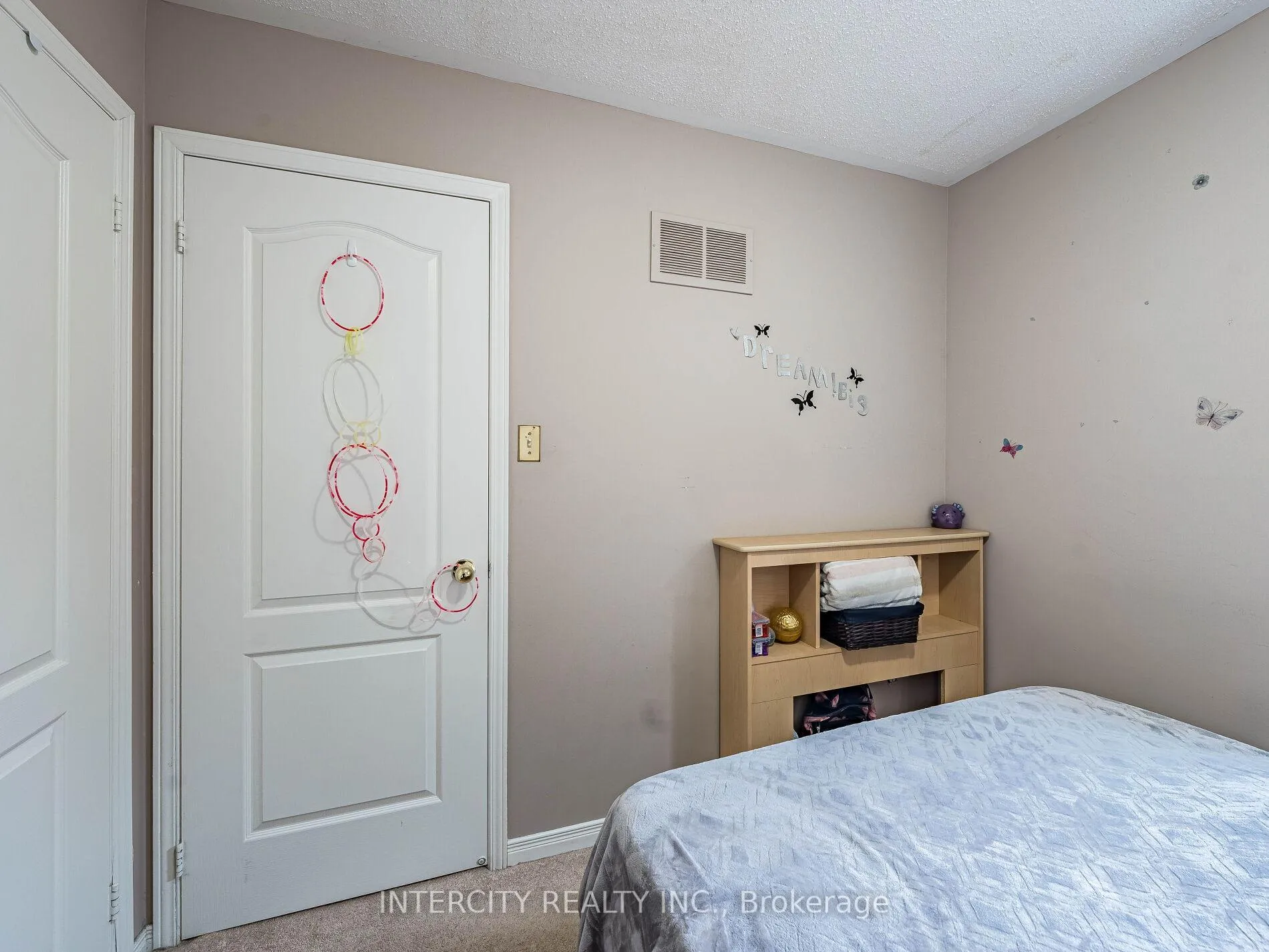 Photo 37 of 8 Wedgewood Place, Vaughan, Concord — HOMEH