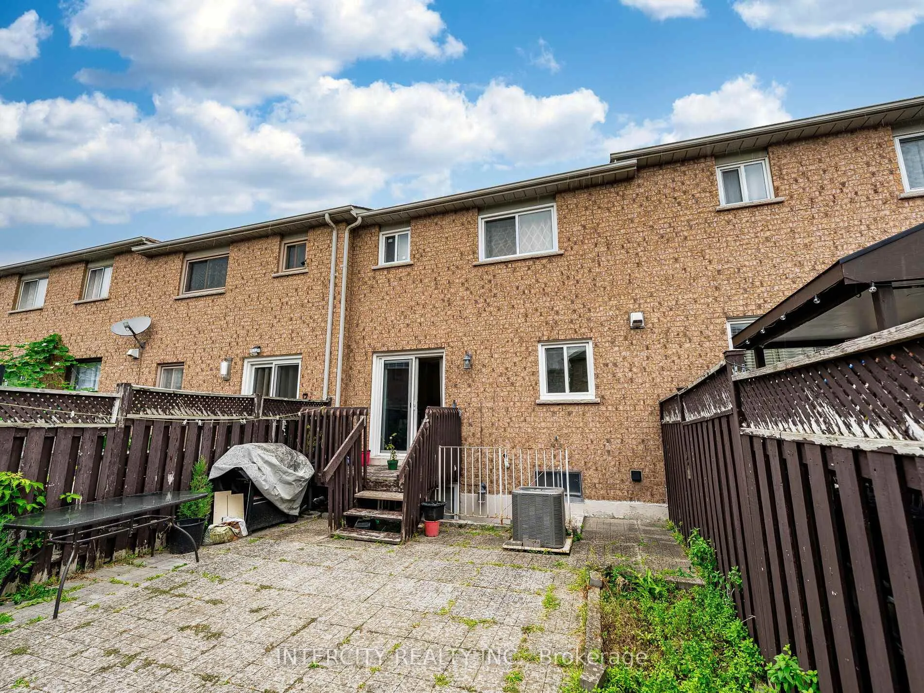 Photo 50 of 8 Wedgewood Place, Vaughan, Concord — HOMEH