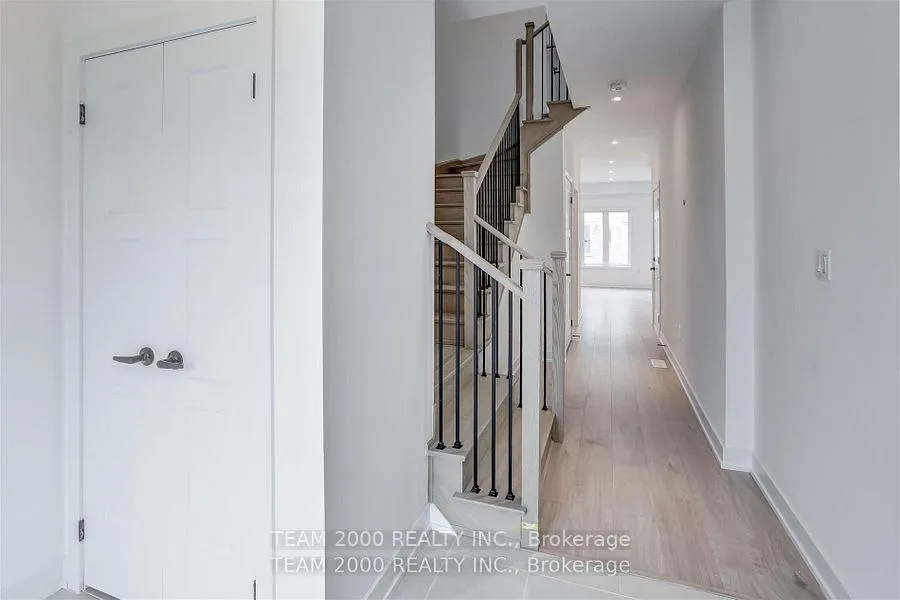 Photo 2 of 26 Wheatfield Road, Barrie, Rural Barrie Southeast — HOMEH