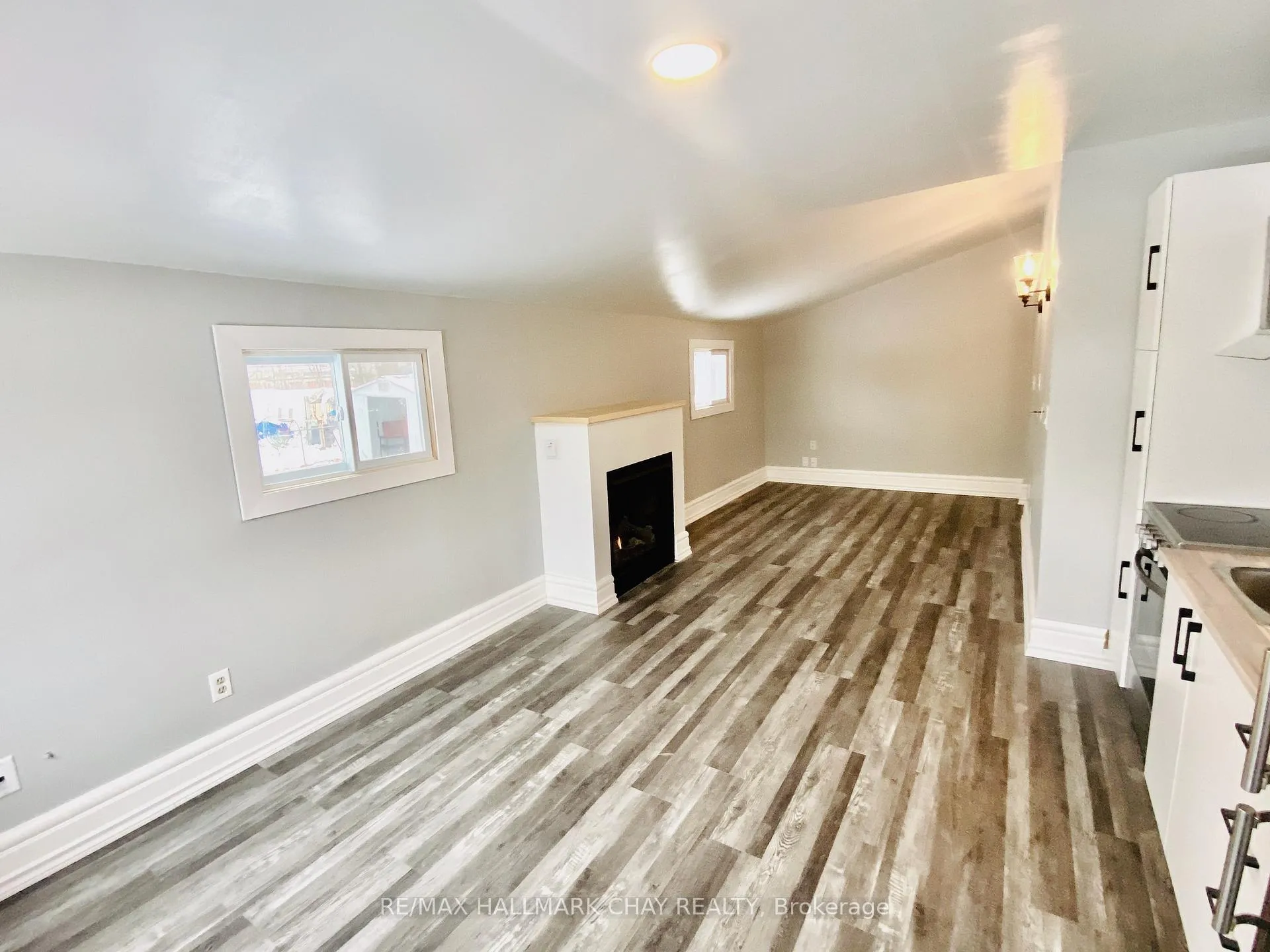 Photo 12 of 99 John Street W, Barrie, Allandale — HOMEH