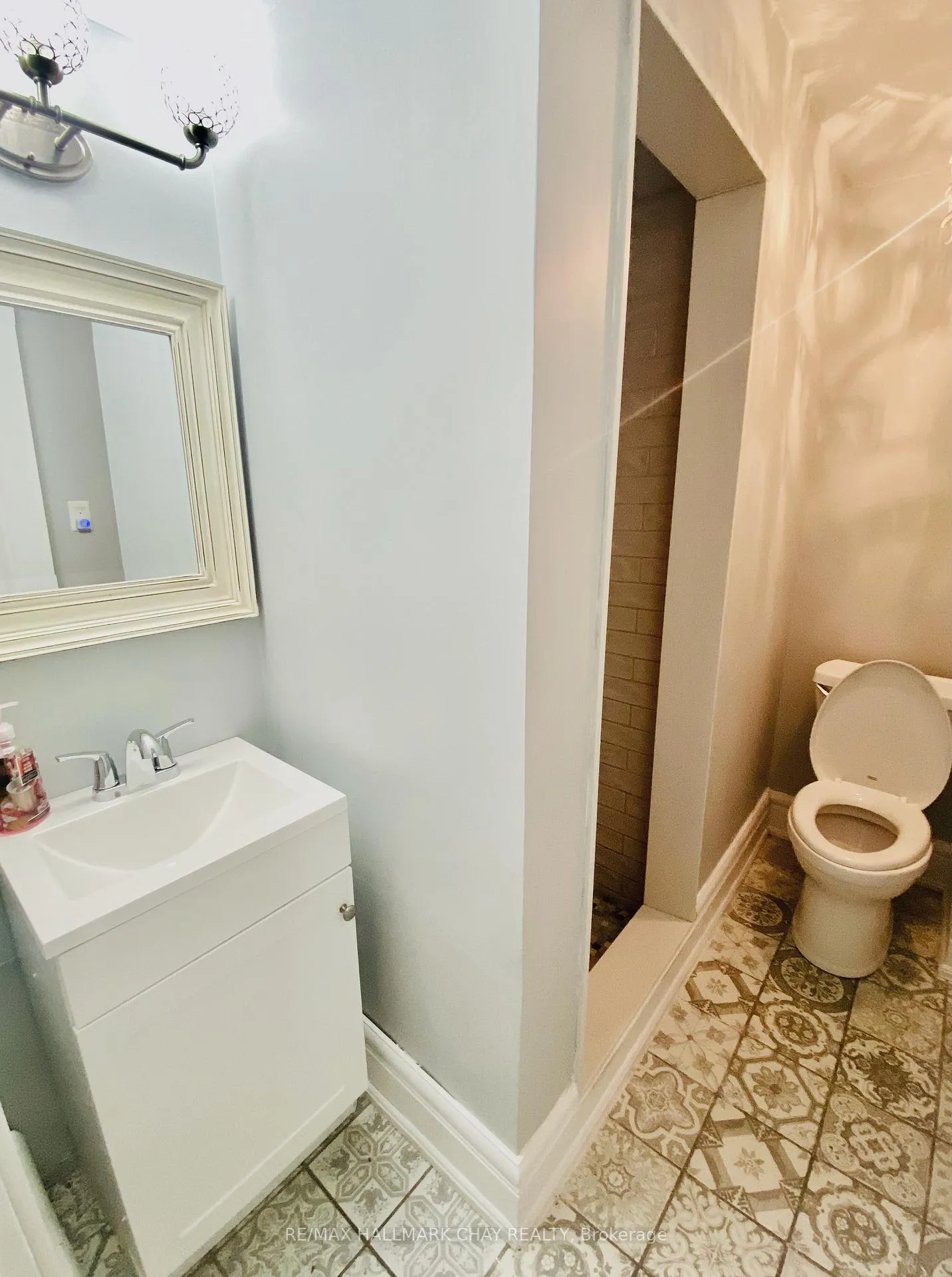 Photo 14 of 99 John Street W, Barrie, Allandale — HOMEH