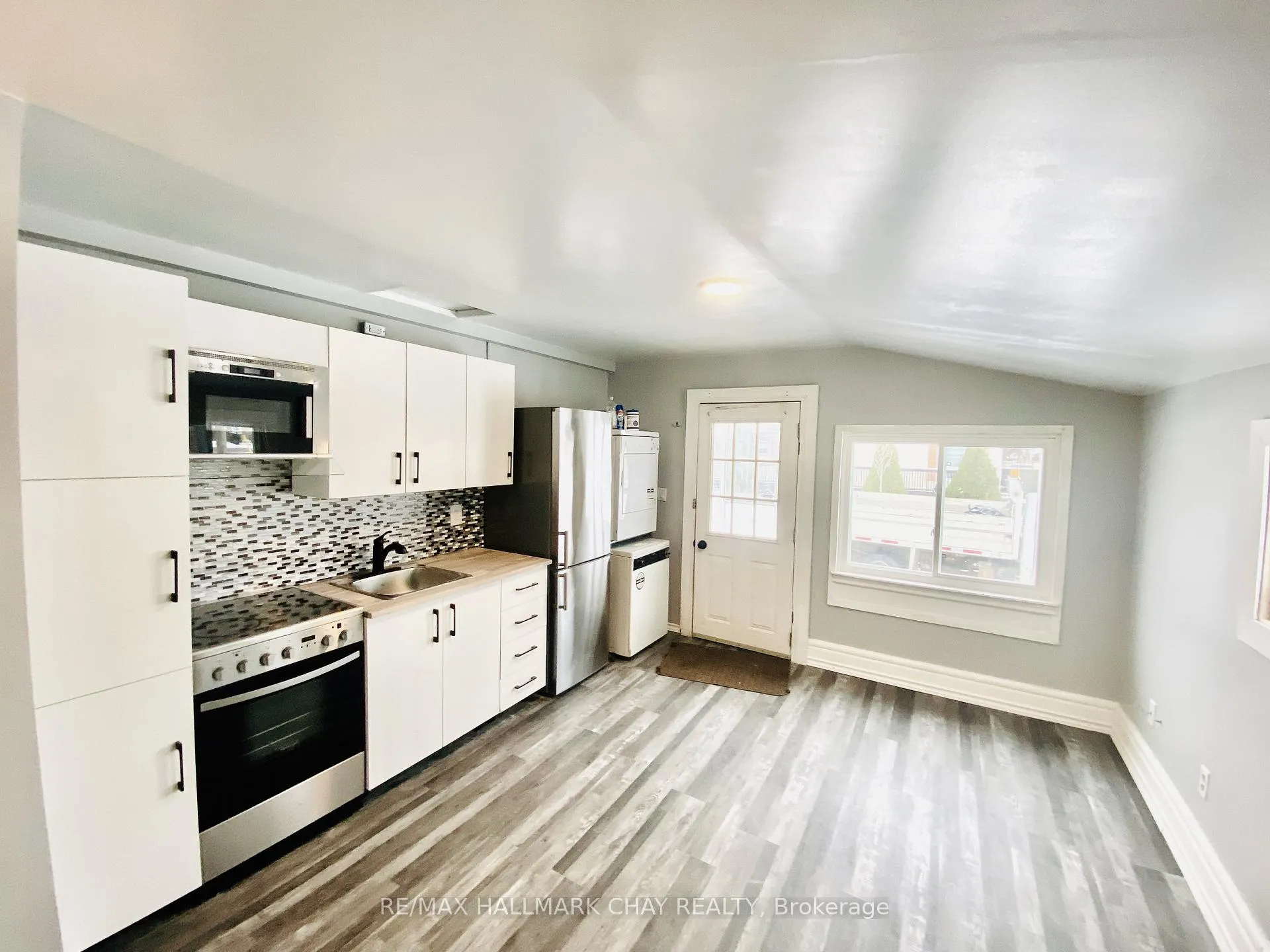 Photo 18 of 99 John Street W, Barrie, Allandale — HOMEH
