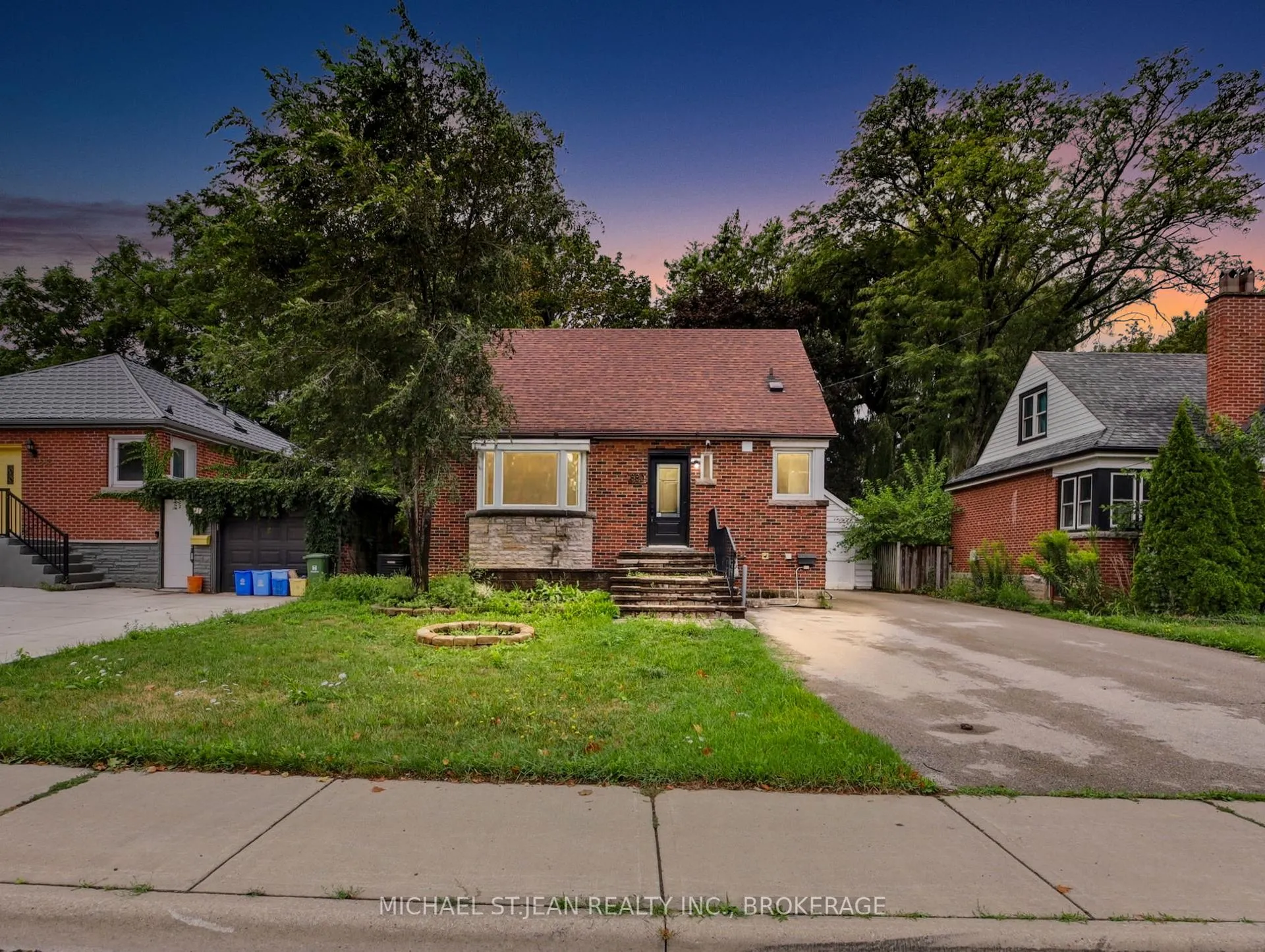 Photo 1 of 880 Garth Street, Hamilton, Westcliffe — HOMEH