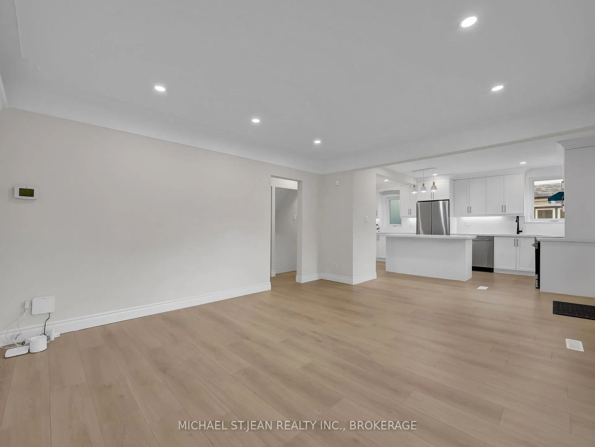 Photo 6 of 880 Garth Street, Hamilton, Westcliffe — HOMEH