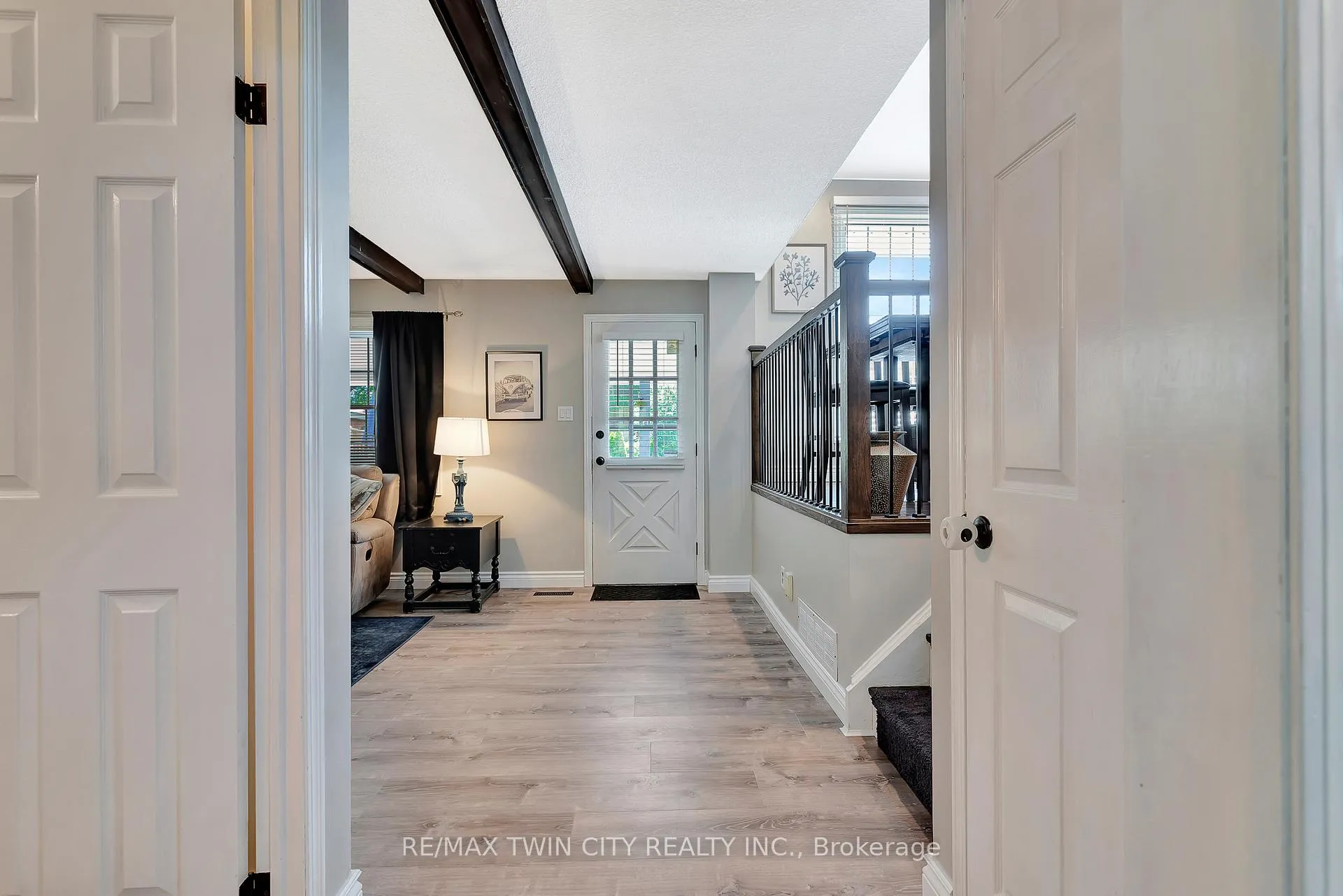 Photo 7 of 23 Meadowbrook Drive, Kitchener — HOMEH