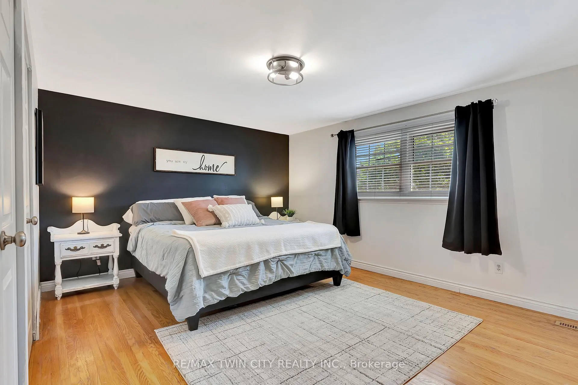 Photo 27 of 23 Meadowbrook Drive, Kitchener — HOMEH