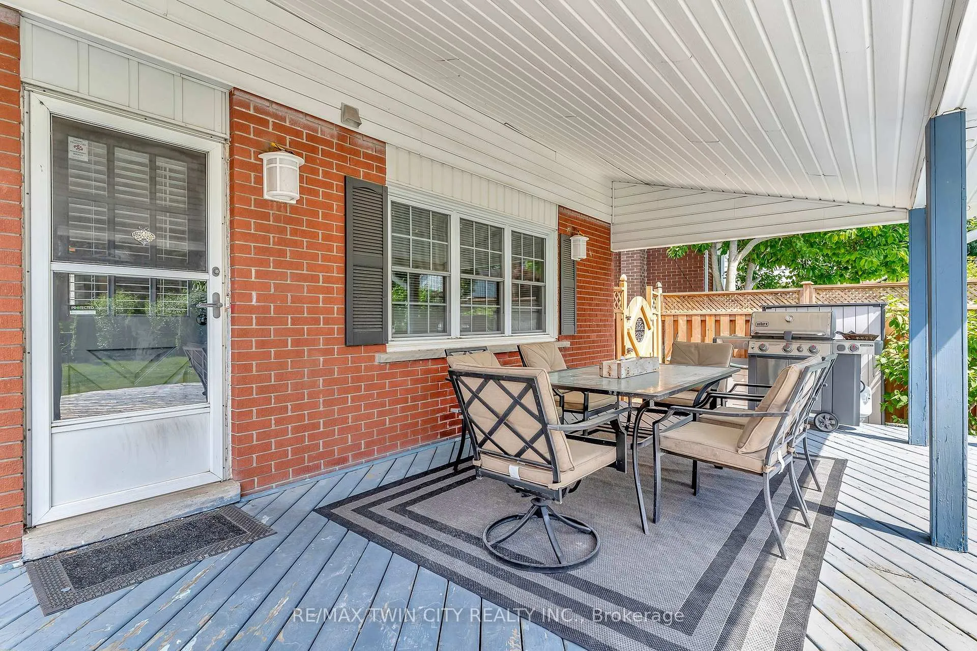 Photo 38 of 23 Meadowbrook Drive, Kitchener — HOMEH