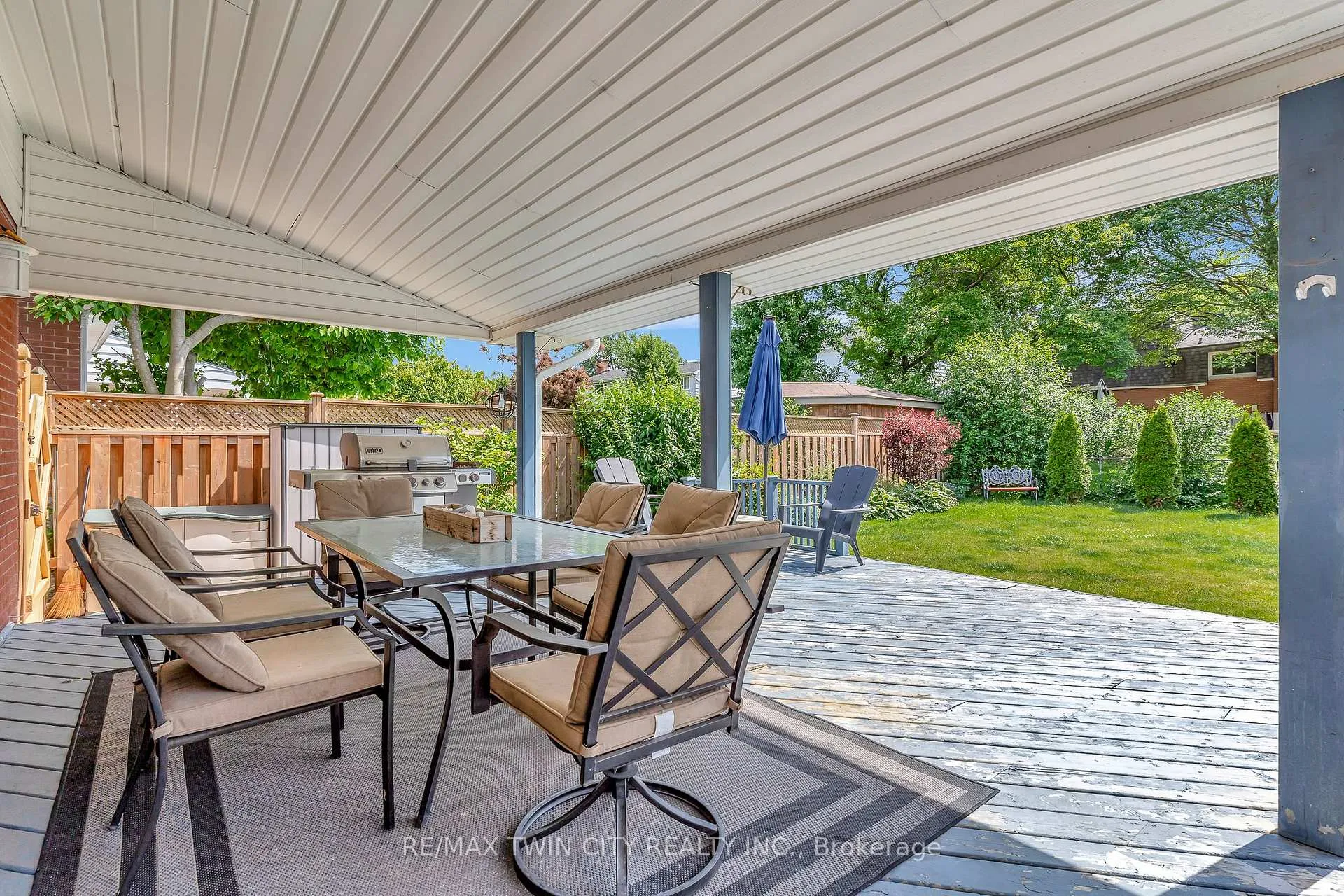 Photo 39 of 23 Meadowbrook Drive, Kitchener — HOMEH