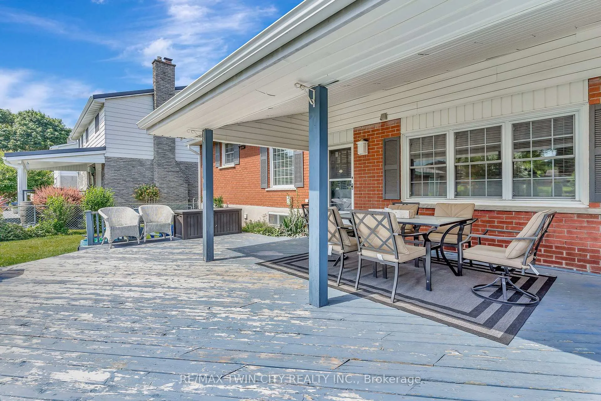 Photo 40 of 23 Meadowbrook Drive, Kitchener — HOMEH