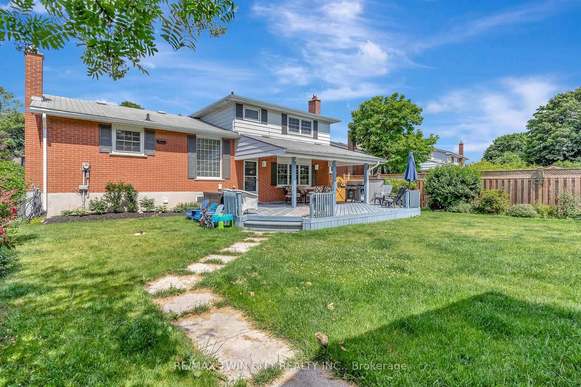 Photo 44 of 23 Meadowbrook Drive, Kitchener — HOMEH