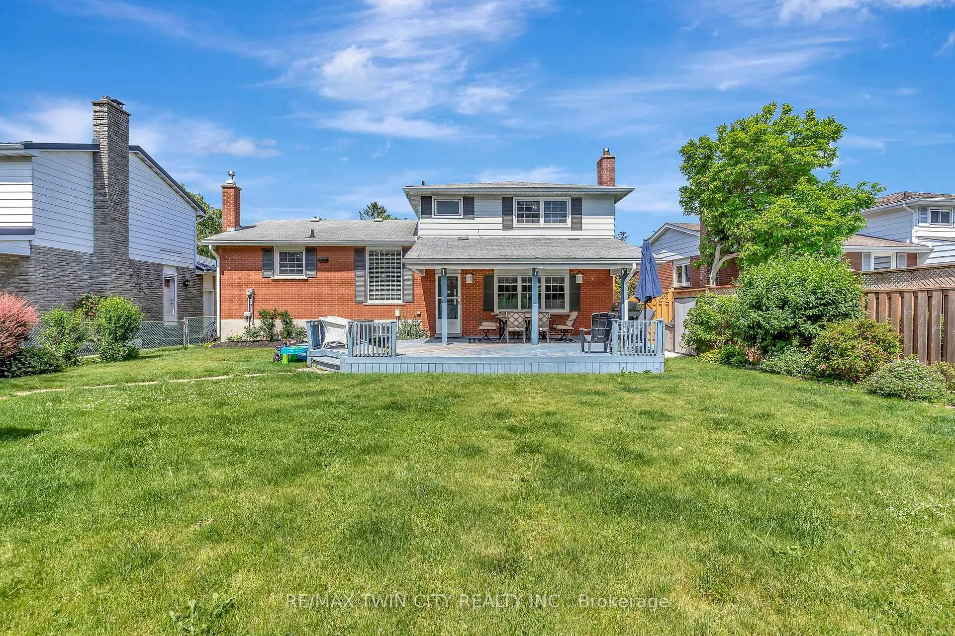 Photo 45 of 23 Meadowbrook Drive, Kitchener — HOMEH
