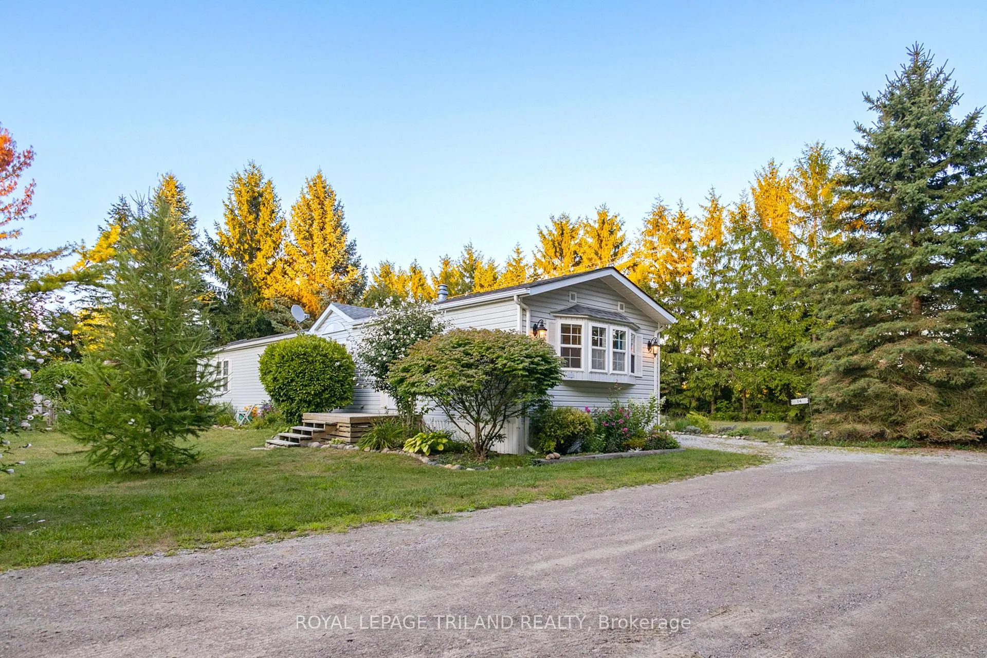 Photo 8 of 14 Dominican Lane, Bluewater, Hay — HOMEH