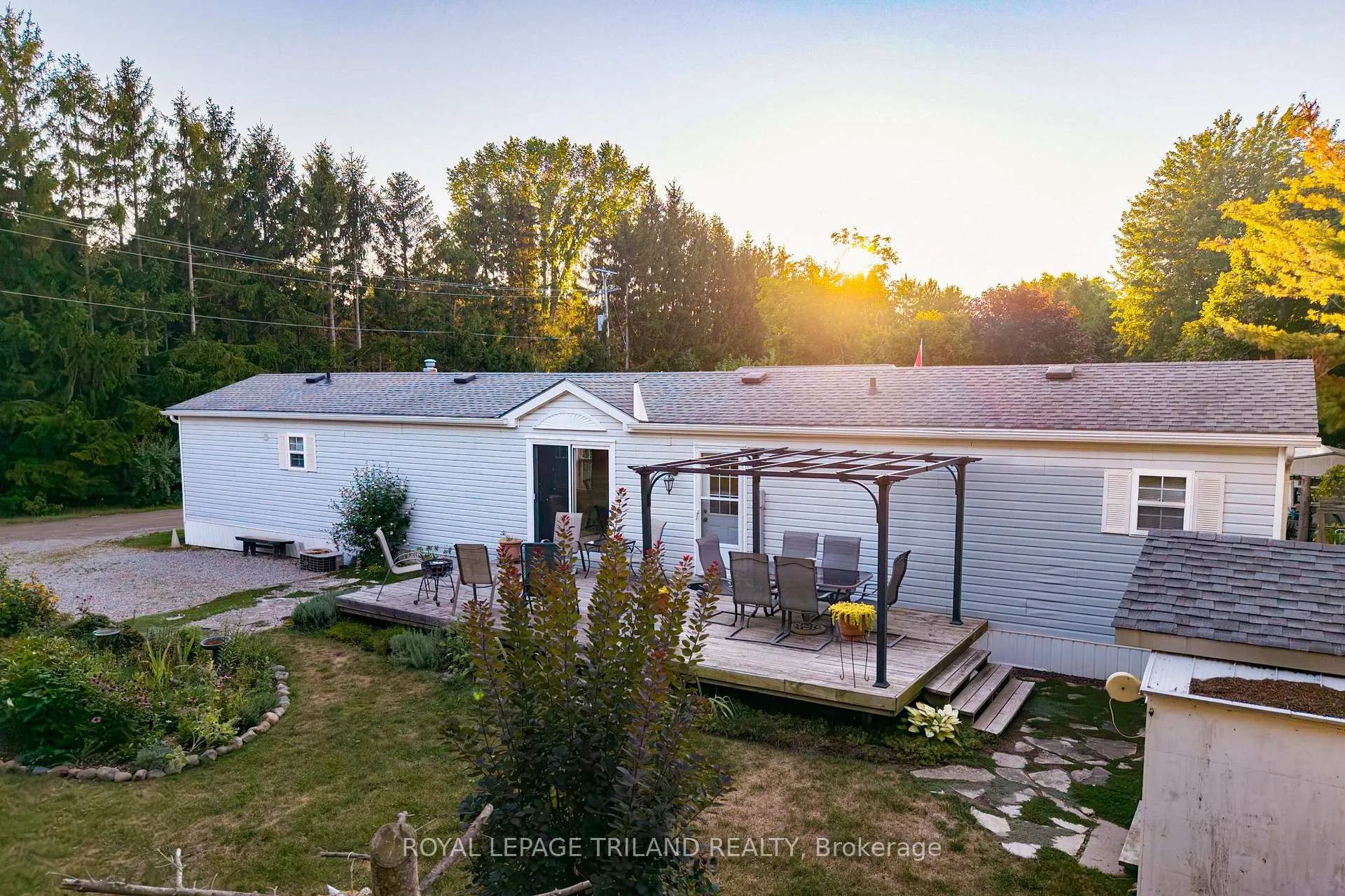 Photo 13 of 14 Dominican Lane, Bluewater, Hay — HOMEH