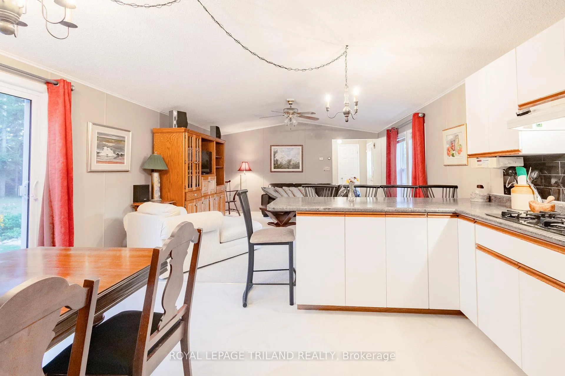 Photo 24 of 14 Dominican Lane, Bluewater, Hay — HOMEH