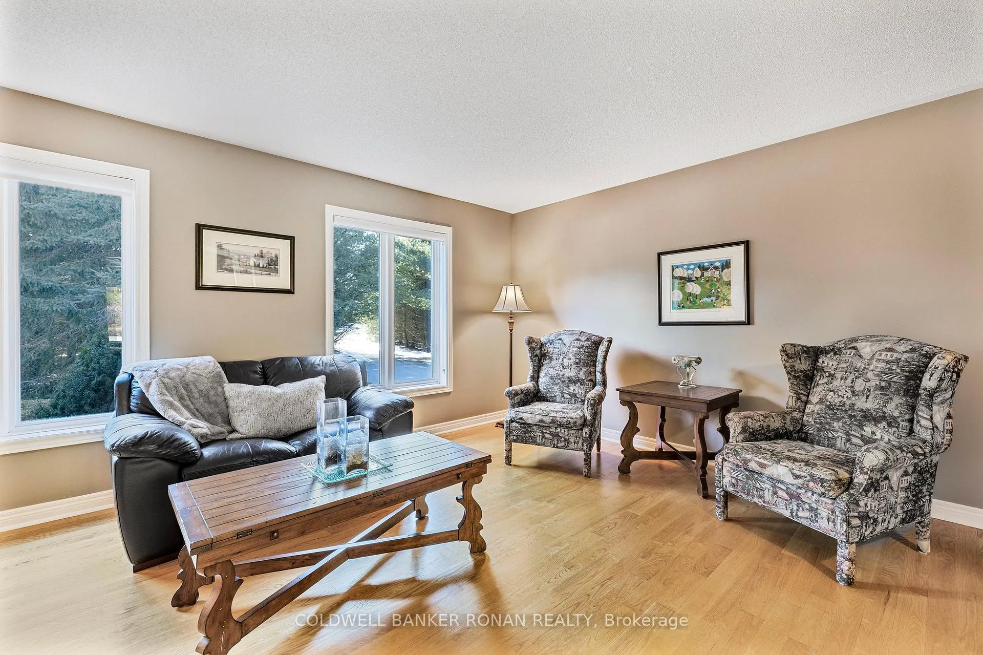 Photo 14 of 16 Indiana Drive, Caledon, Palgrave — HOMEH