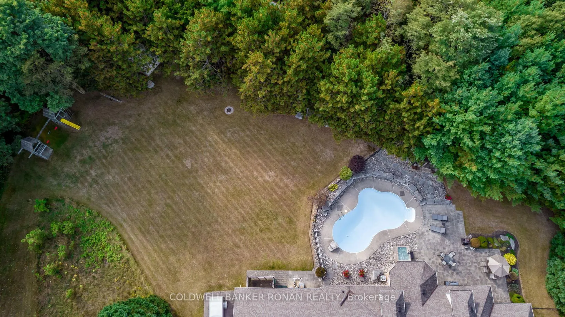 Photo 45 of 16 Indiana Drive, Caledon, Palgrave — HOMEH