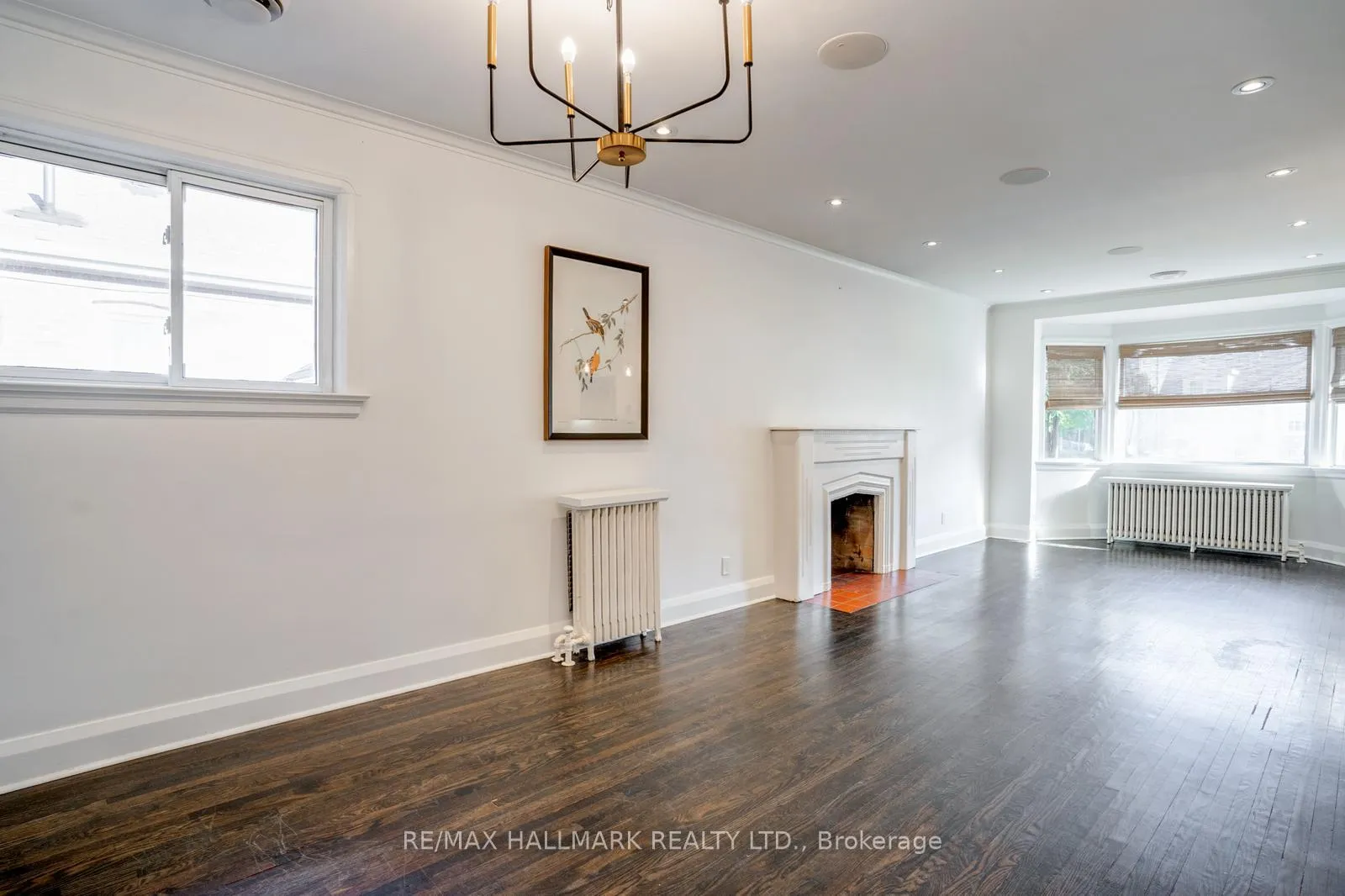 Photo 14 of 10 Coxwell Boulevard, Toronto, East York — HOMEH