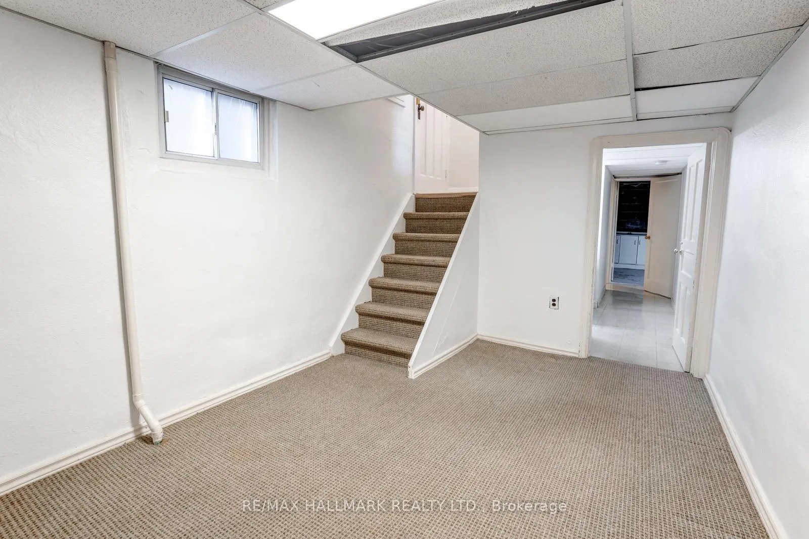 Photo 26 of 10 Coxwell Boulevard, Toronto, East York — HOMEH