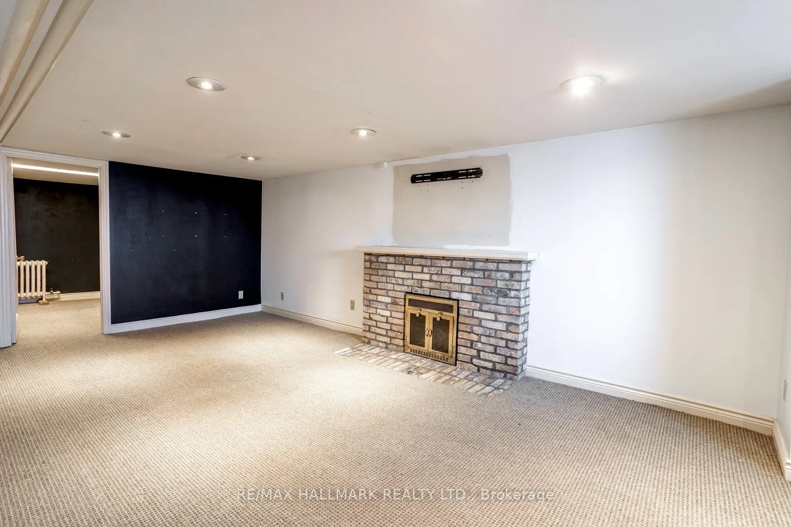 Photo 28 of 10 Coxwell Boulevard, Toronto, East York — HOMEH