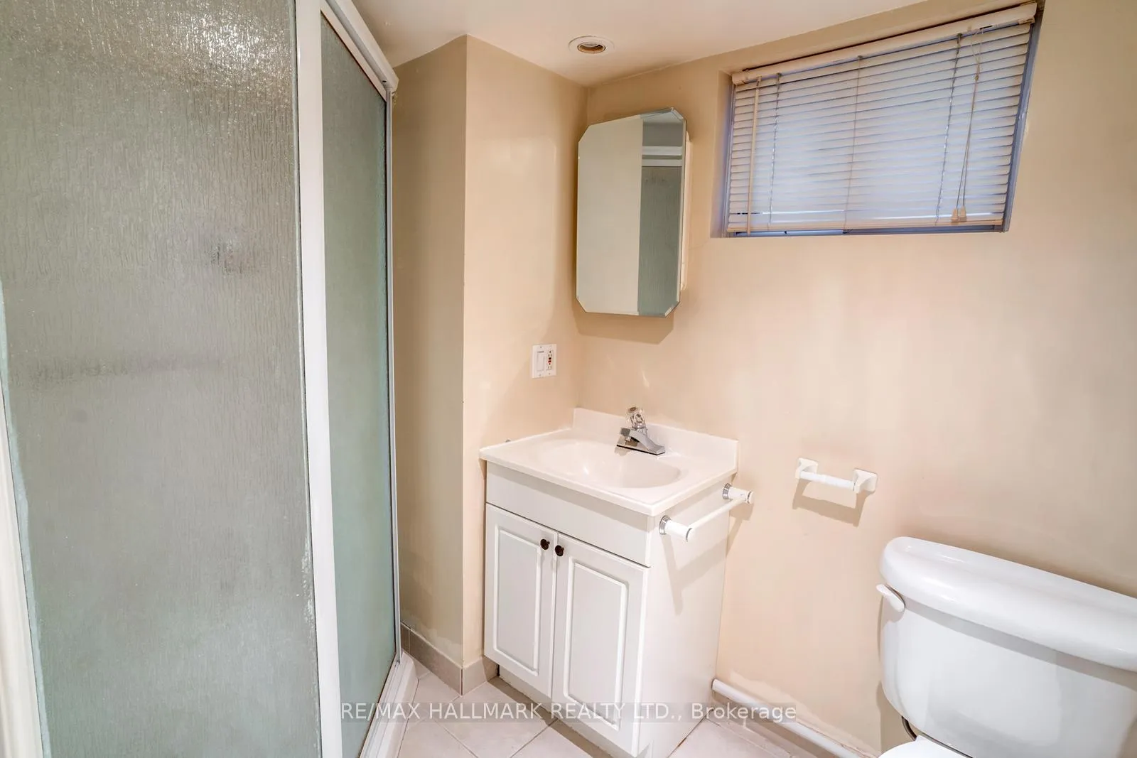 Photo 32 of 10 Coxwell Boulevard, Toronto, East York — HOMEH