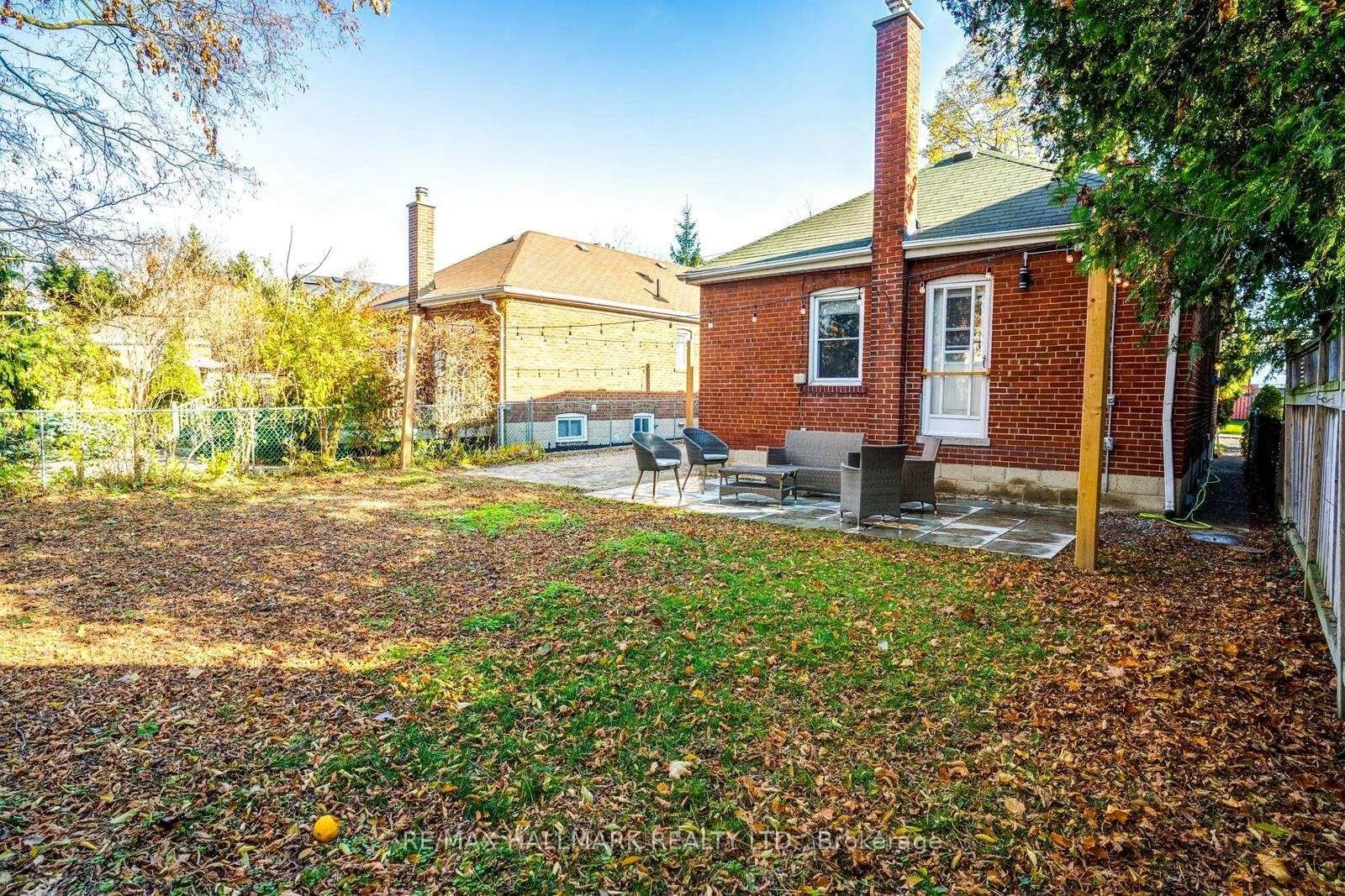 Photo 37 of 10 Coxwell Boulevard, Toronto, East York — HOMEH
