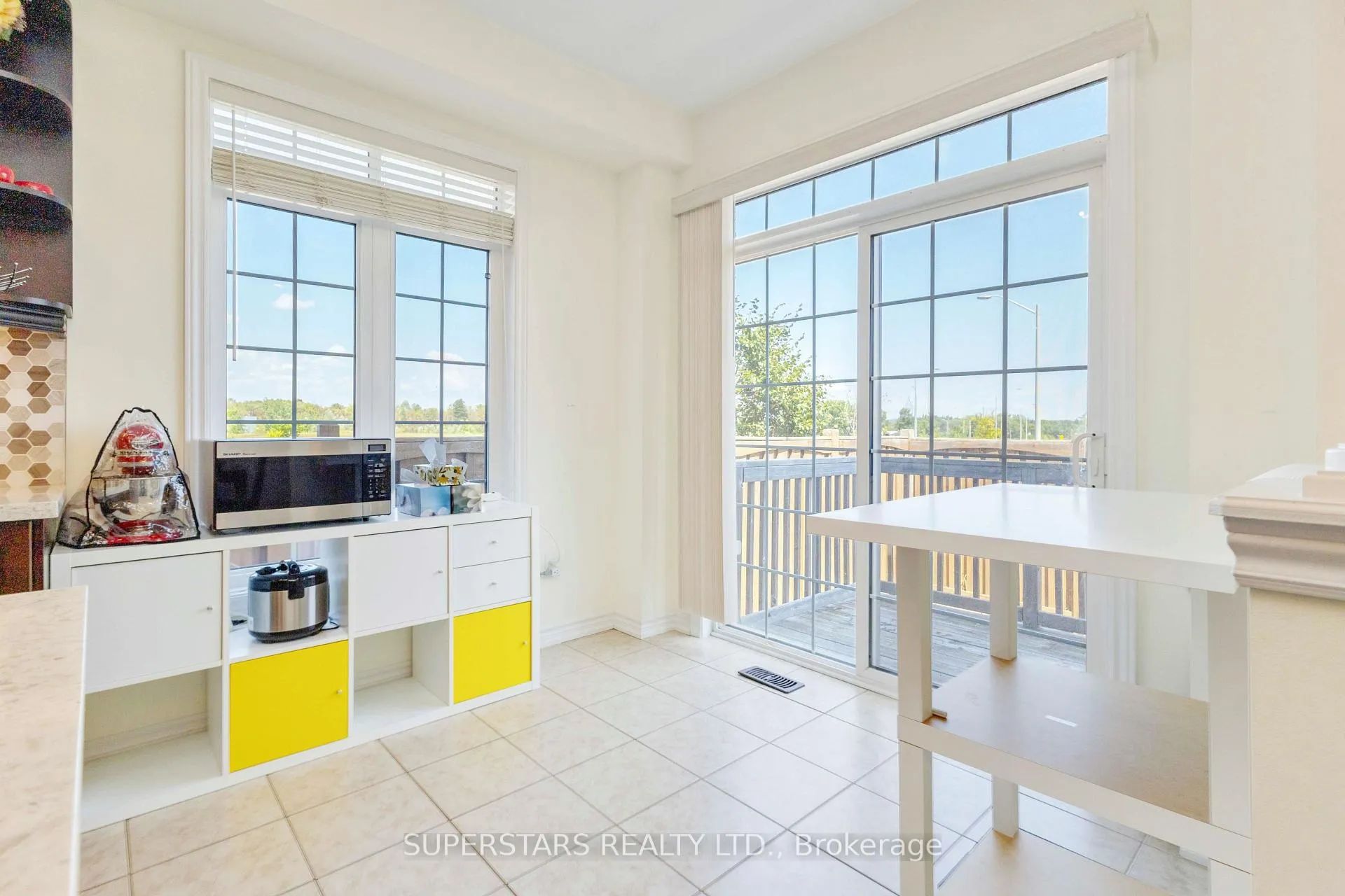 Photo 11 of 70 Living Crescent, Markham, Victoria Square — HOMEH