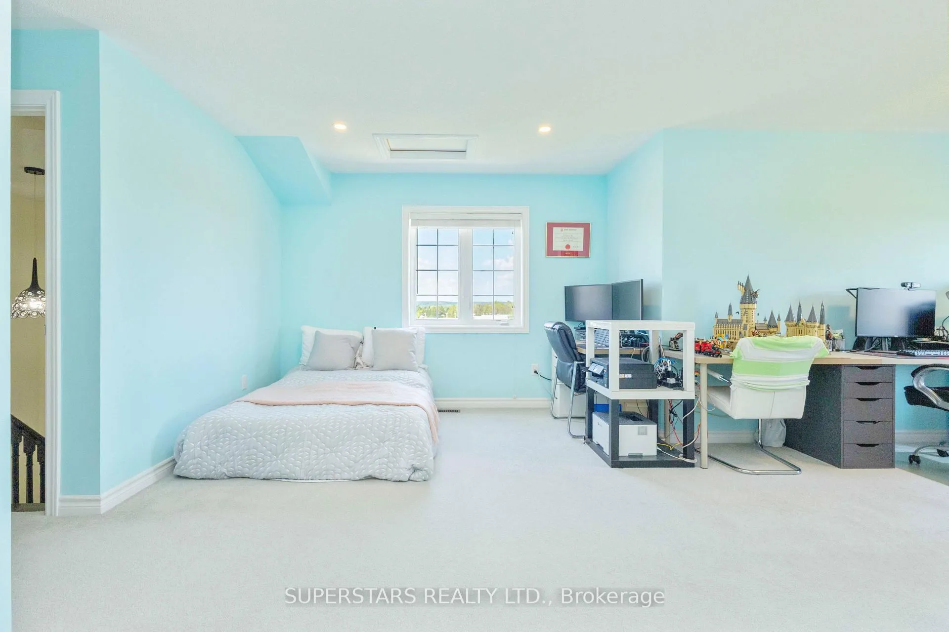 Photo 30 of 70 Living Crescent, Markham, Victoria Square — HOMEH