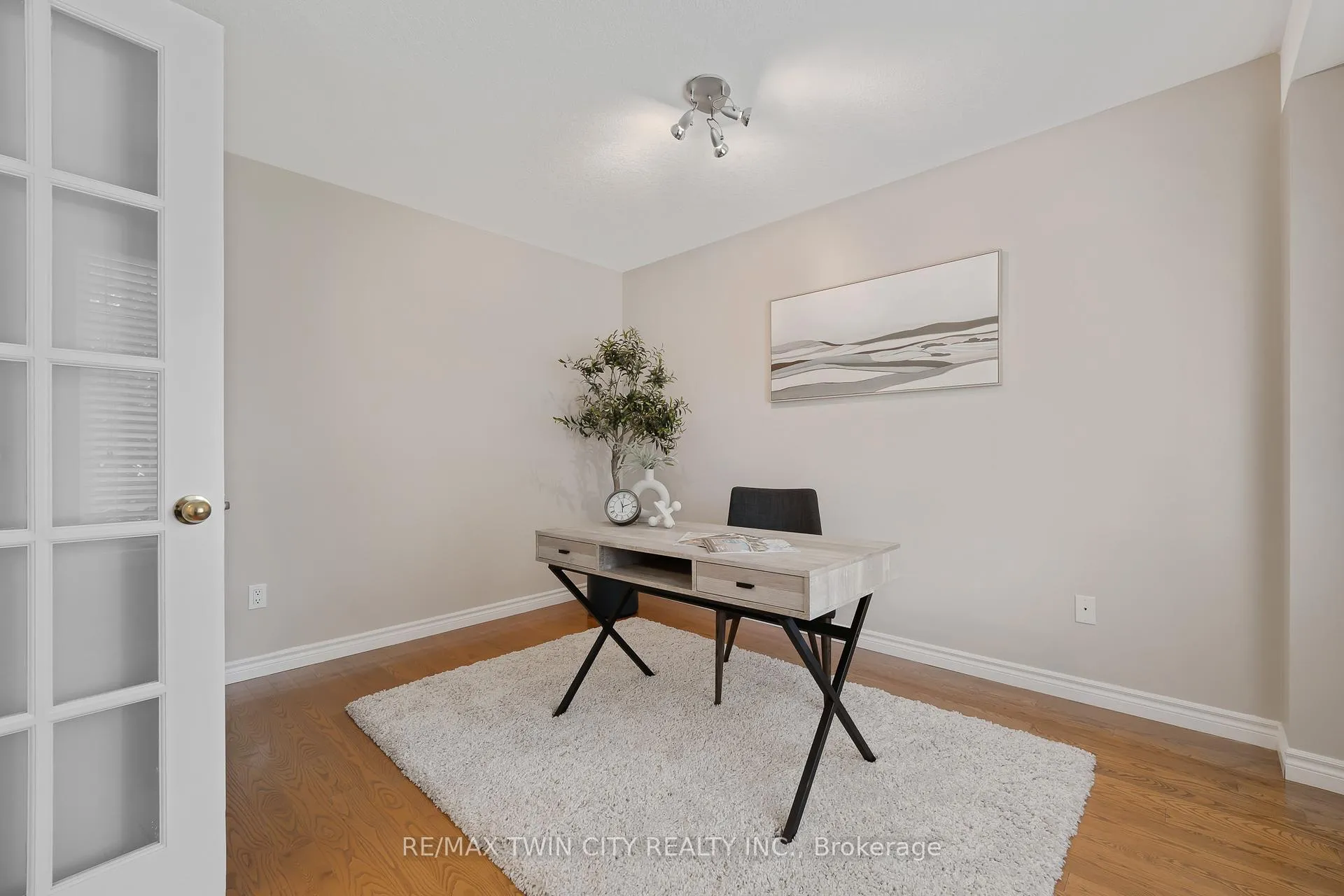 Photo 14 of 3 Firella Place, Wellesley — HOMEH