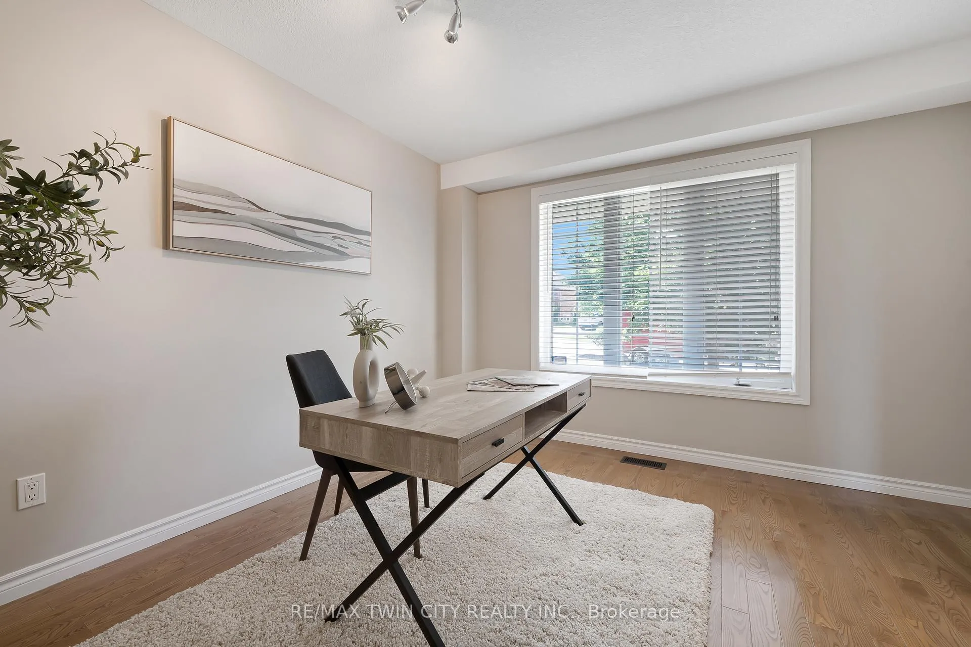 Photo 15 of 3 Firella Place, Wellesley — HOMEH