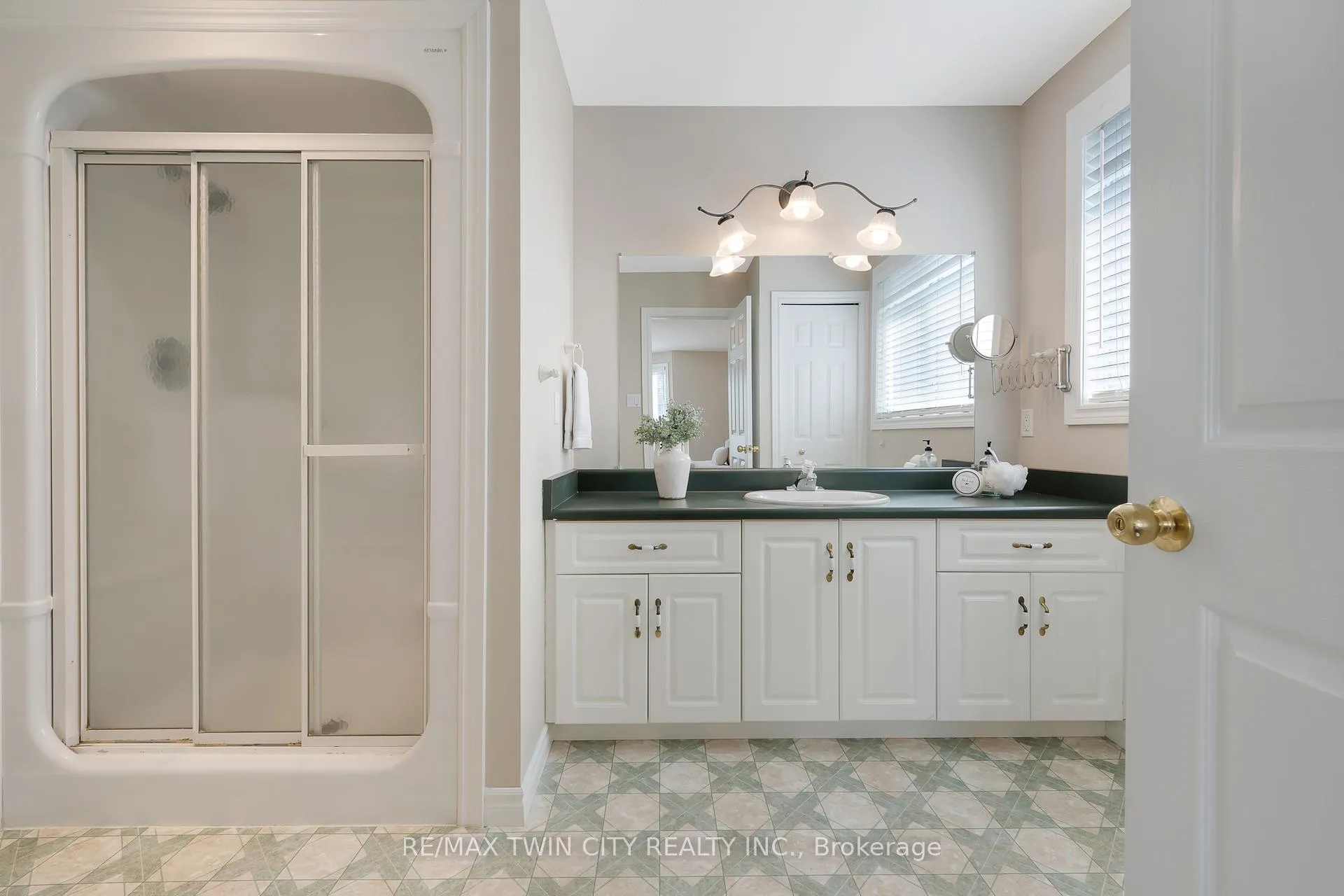 Photo 20 of 3 Firella Place, Wellesley — HOMEH
