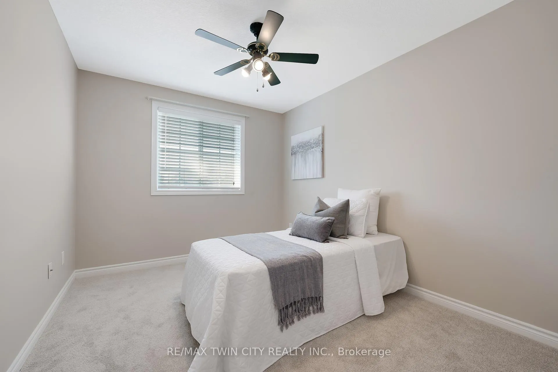 Photo 22 of 3 Firella Place, Wellesley — HOMEH