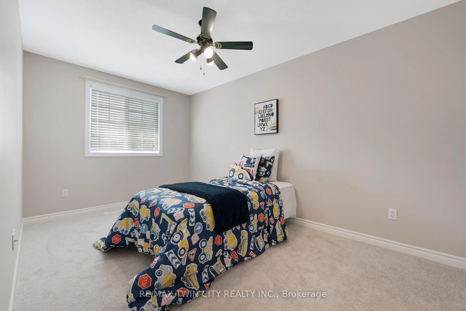 Photo 24 of 3 Firella Place, Wellesley — HOMEH