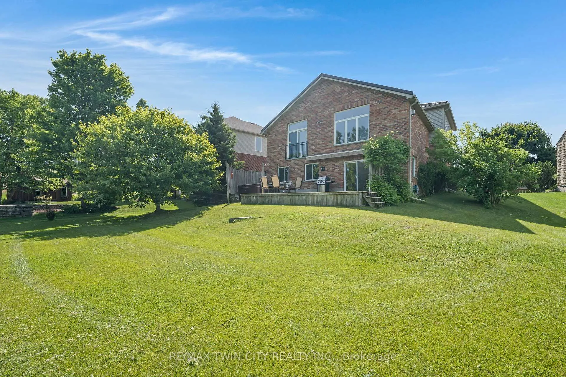 Photo 33 of 3 Firella Place, Wellesley — HOMEH