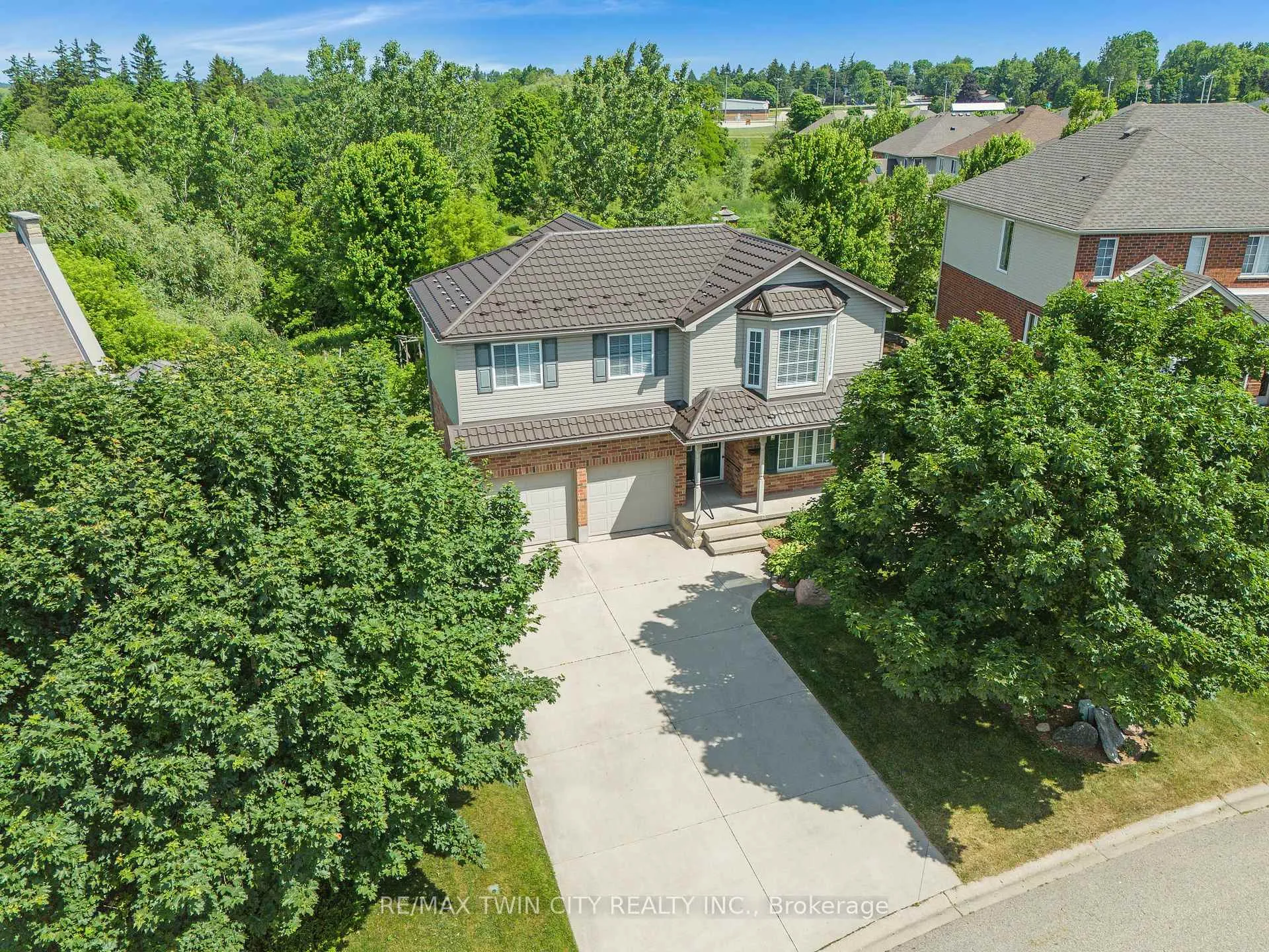 Photo 36 of 3 Firella Place, Wellesley — HOMEH