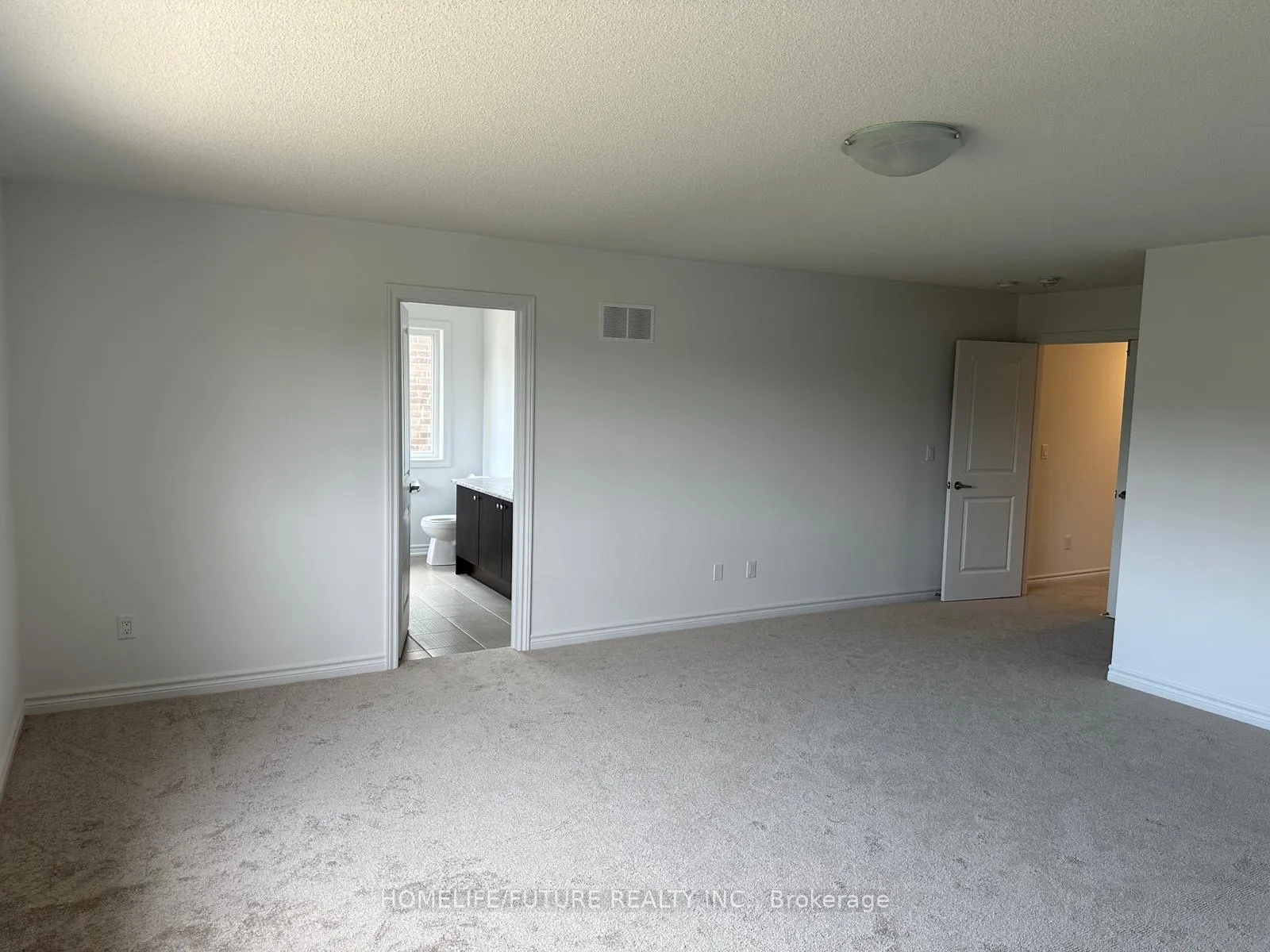 Photo 13 of 345 Russell Street, Southgate — HOMEH