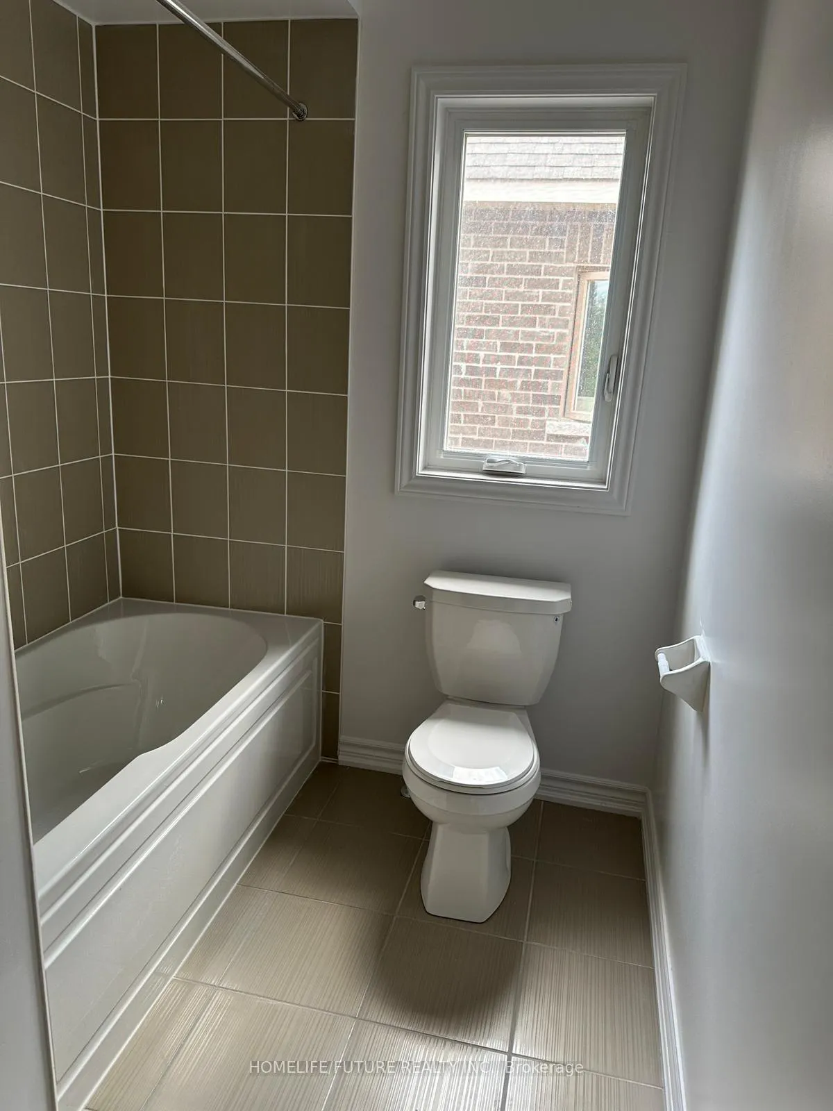 Photo 16 of 345 Russell Street, Southgate — HOMEH