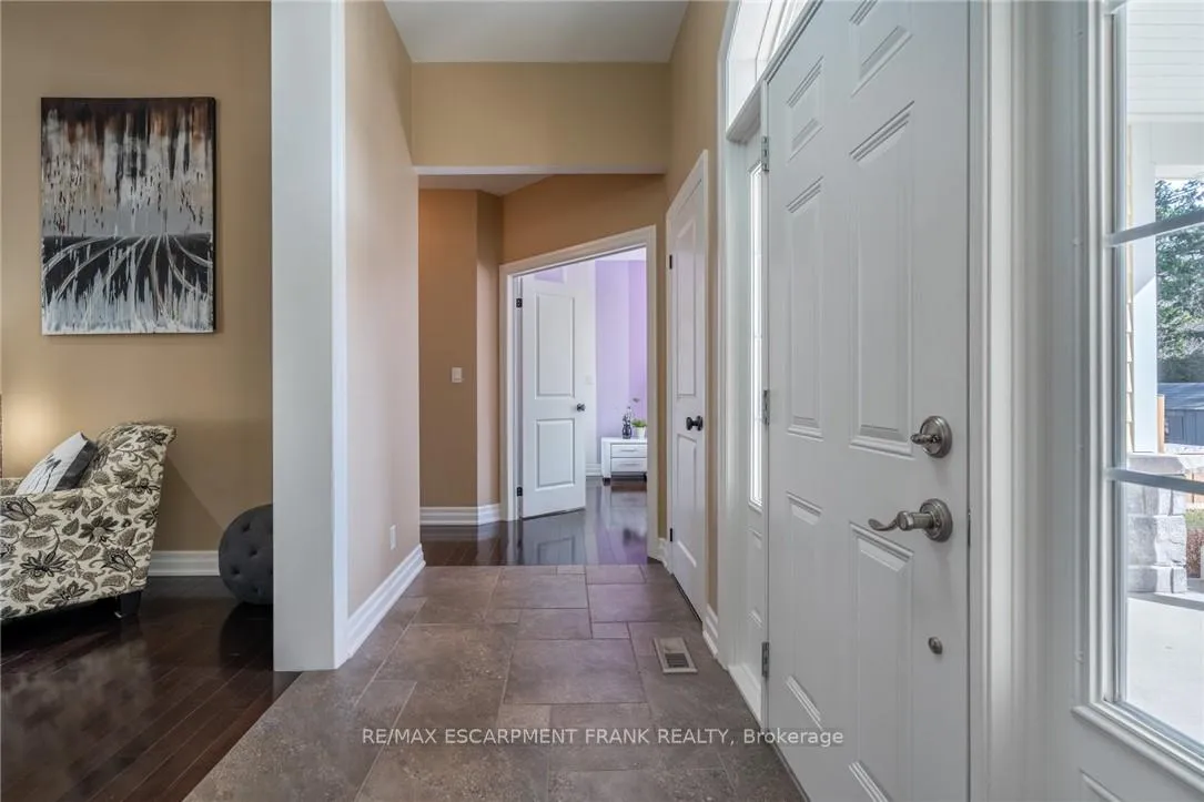 Photo 8 of 157 Terrence Park Drive, Hamilton, Ancaster — HOMEH