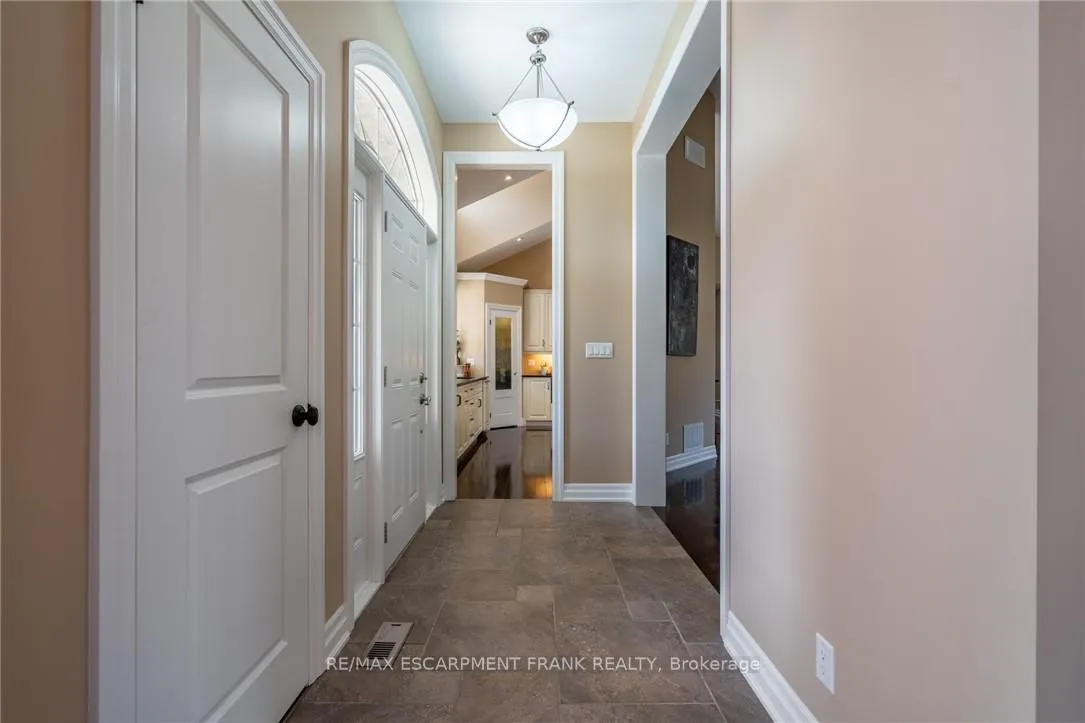 Photo 9 of 157 Terrence Park Drive, Hamilton, Ancaster — HOMEH
