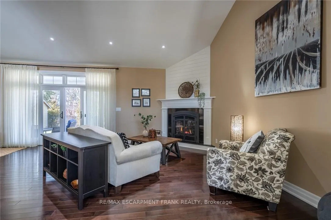 Photo 13 of 157 Terrence Park Drive, Hamilton, Ancaster — HOMEH