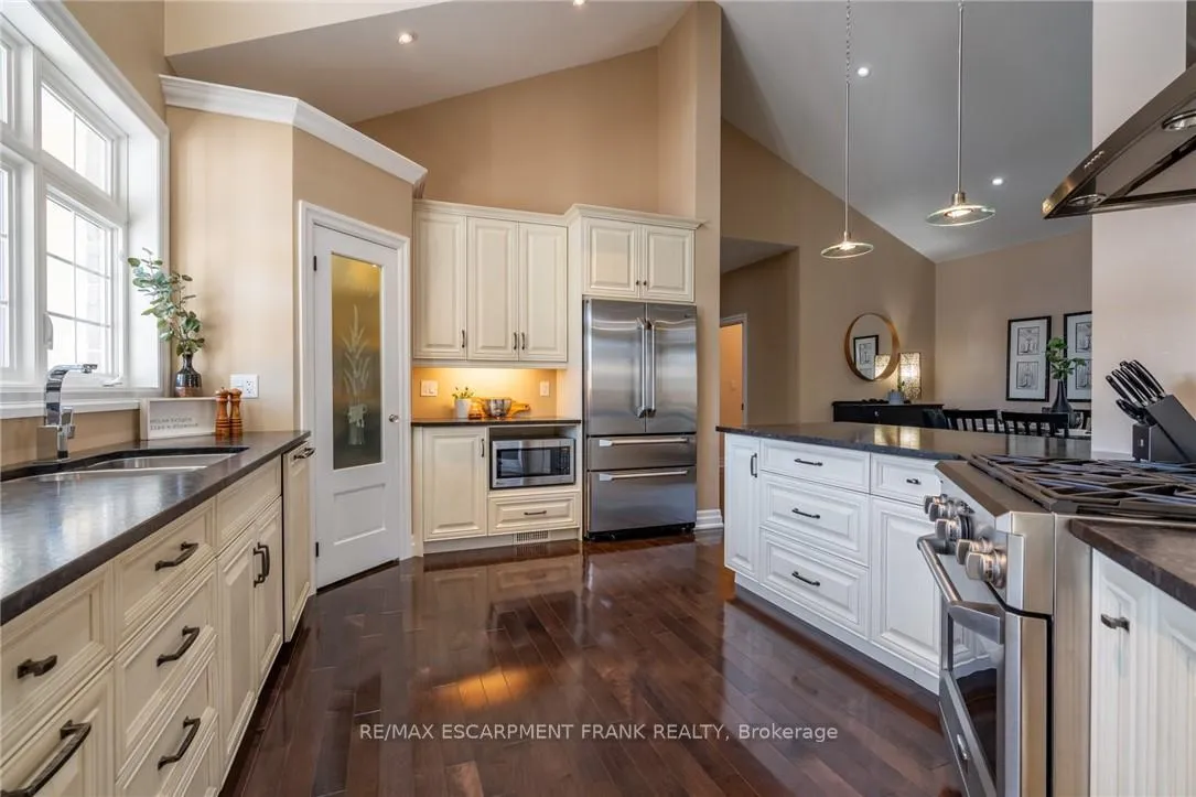 Photo 22 of 157 Terrence Park Drive, Hamilton, Ancaster — HOMEH