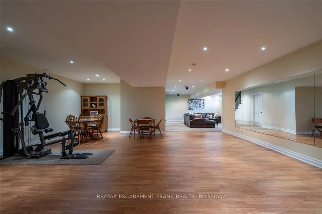 Photo 35 of 157 Terrence Park Drive, Hamilton, Ancaster — HOMEH