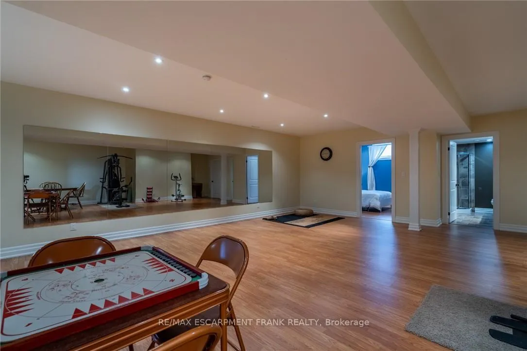 Photo 36 of 157 Terrence Park Drive, Hamilton, Ancaster — HOMEH