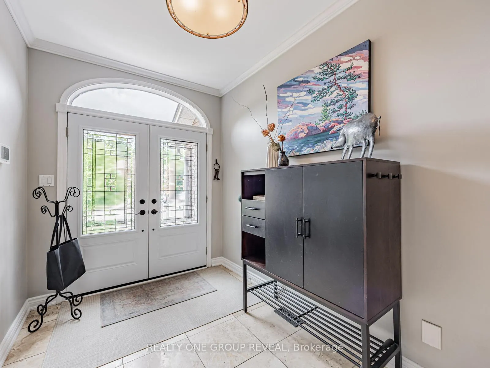 Photo 2 of 862 Baylawn Drive, Pickering, Liverpool — HOMEH
