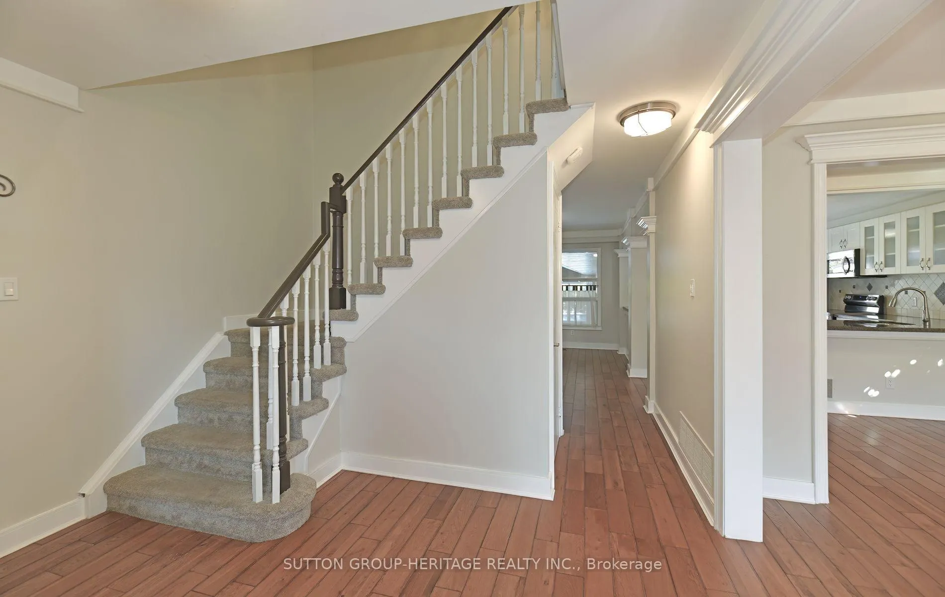 Photo 8 of 117 Reed Drive, Ajax, Central — HOMEH