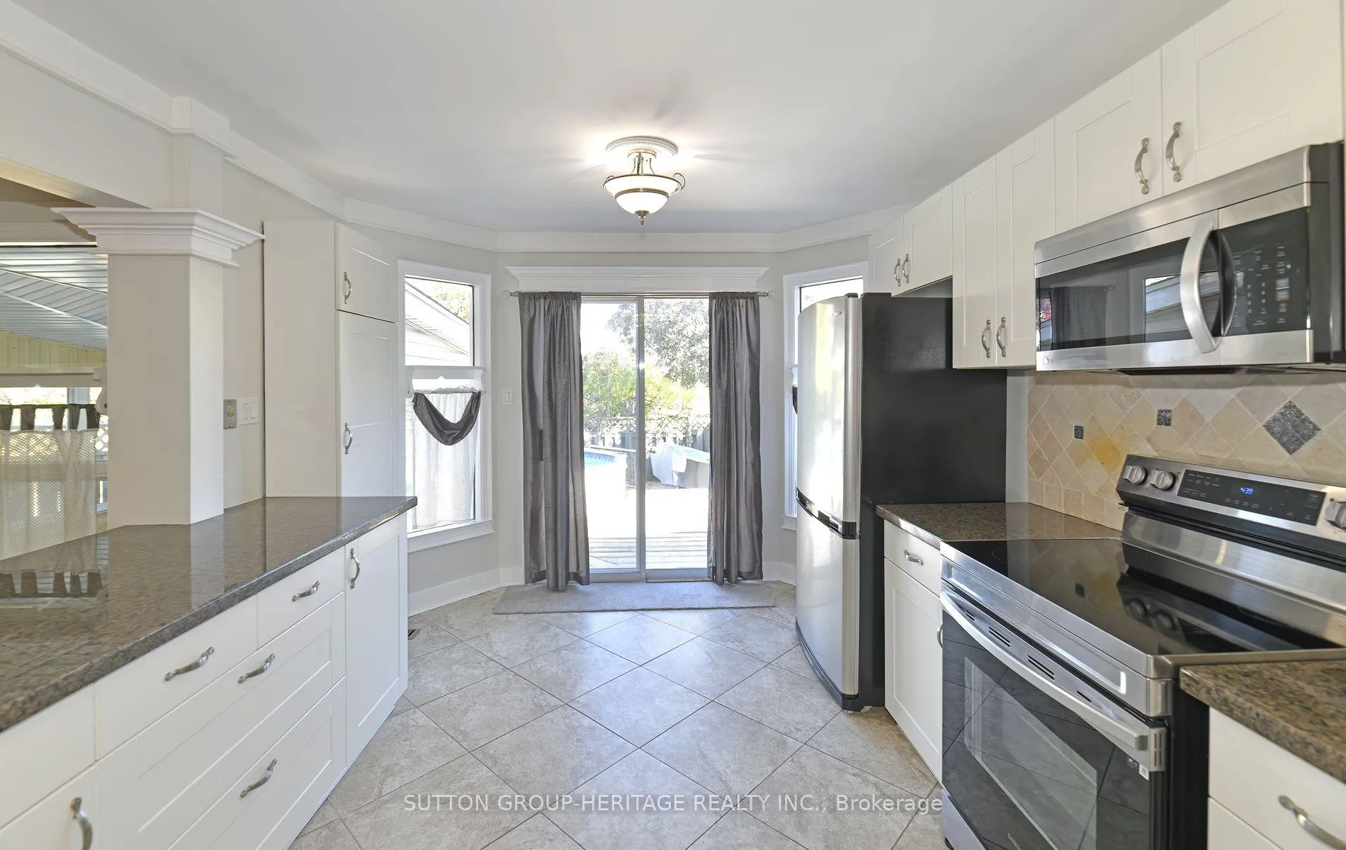 Photo 10 of 117 Reed Drive, Ajax, Central — HOMEH