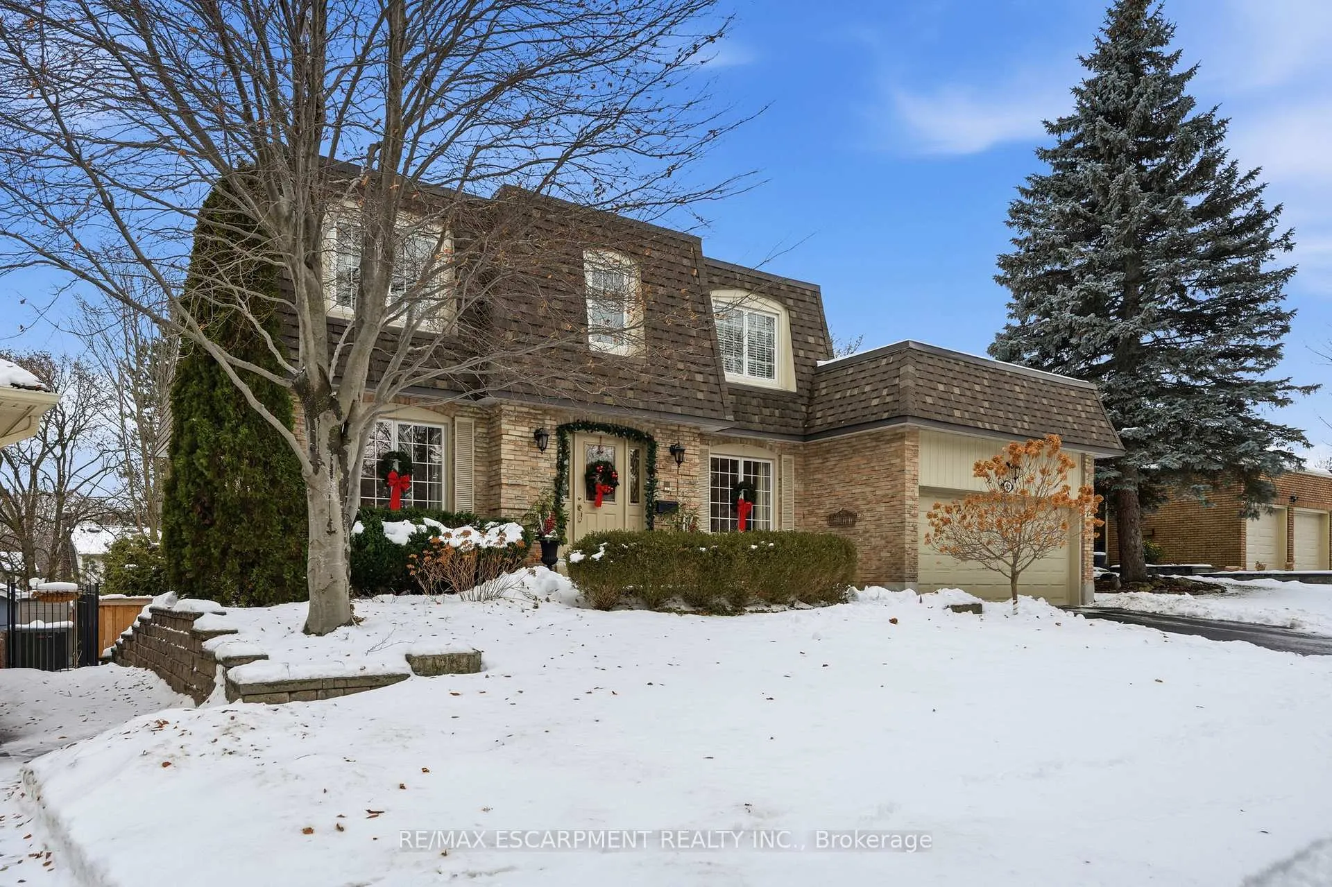 Photo 2 of 92 Briarwood Road, Markham, Unionville — HOMEH